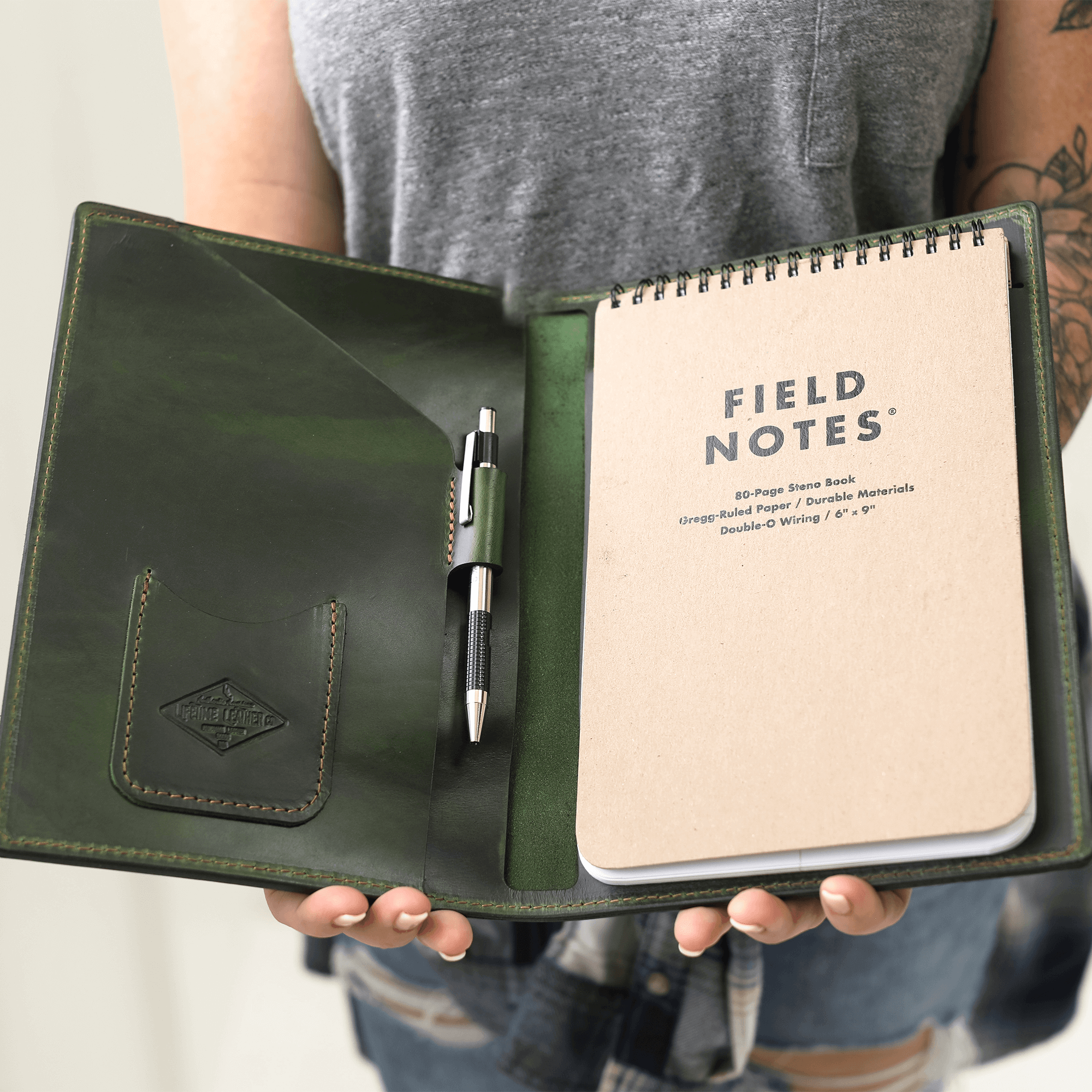 Premium Leather Steno Notebook - Professional Writing Pad for Journaling, Note Taking & Meetings - Classic A5 Size with Smooth Lined Pages