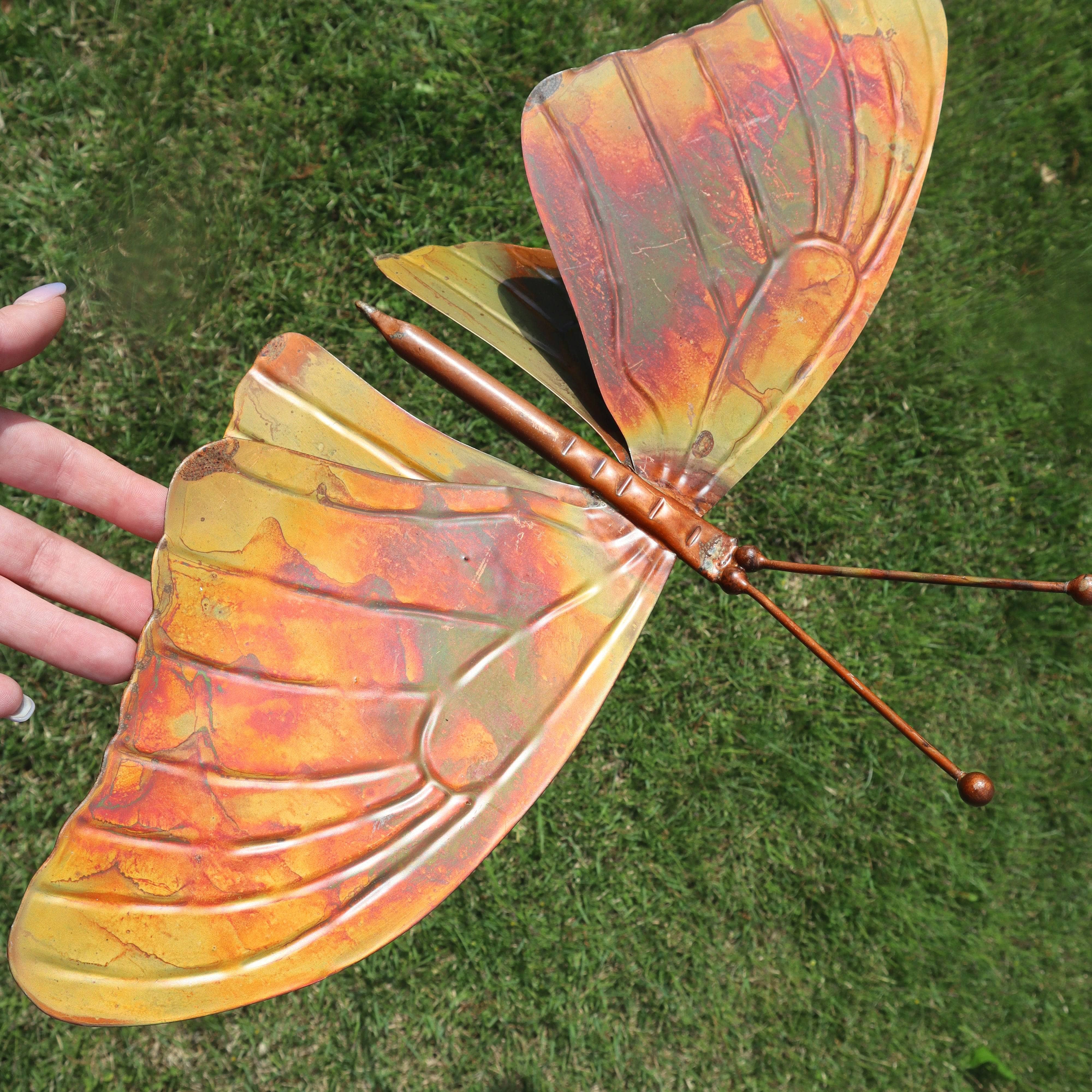 Butterfly Garden Stake - Decorative Metal Butterfly Yard Art for Outdoor Garden Decor - Perfect for Flower Beds, Patios, and Landscaping