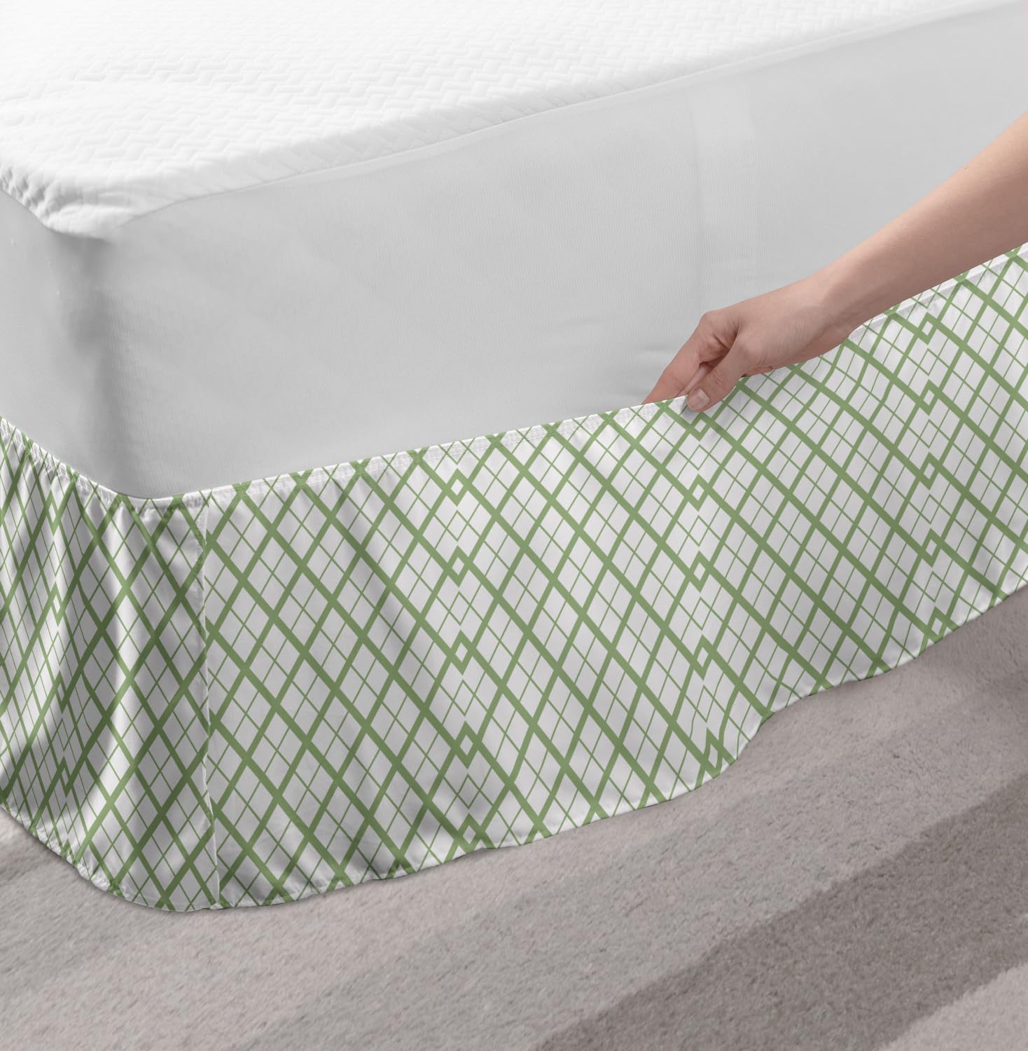 Ambesonne Green Bed Skirt - Modern Geometric Picnic Table Inspired Design, Retro Square Pattern Elastic Dust Ruffle Wrap Around Bedskirt for King Size Beds - Pistachio Green & White - Perfect for Bedroom Decor, Guest Rooms & Airbnb Styling