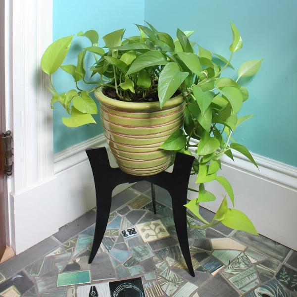 Ibex Plant Stand - Modern Indoor & Outdoor Flower Pot Holder for Home Decor, Garden, Patio, Balcony | Sturdy & Stylish Plant Shelf for Succulents, Herbs, Flowers