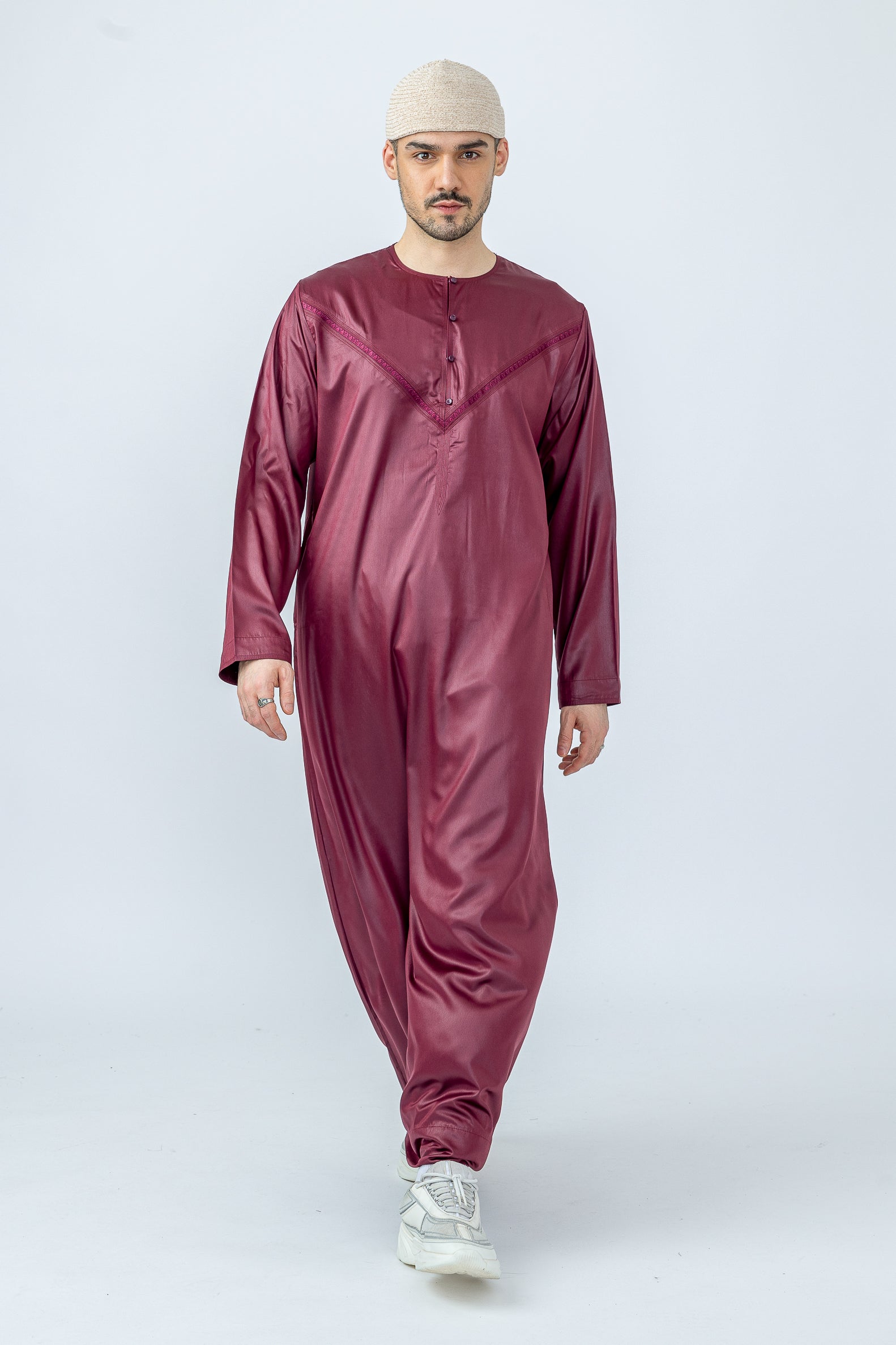 Premium Maroon Omani Thobe for Men | Traditional Arabic Robe | Eid & Wedding Outfit | Perfect for Special Occasions & Cultural Events