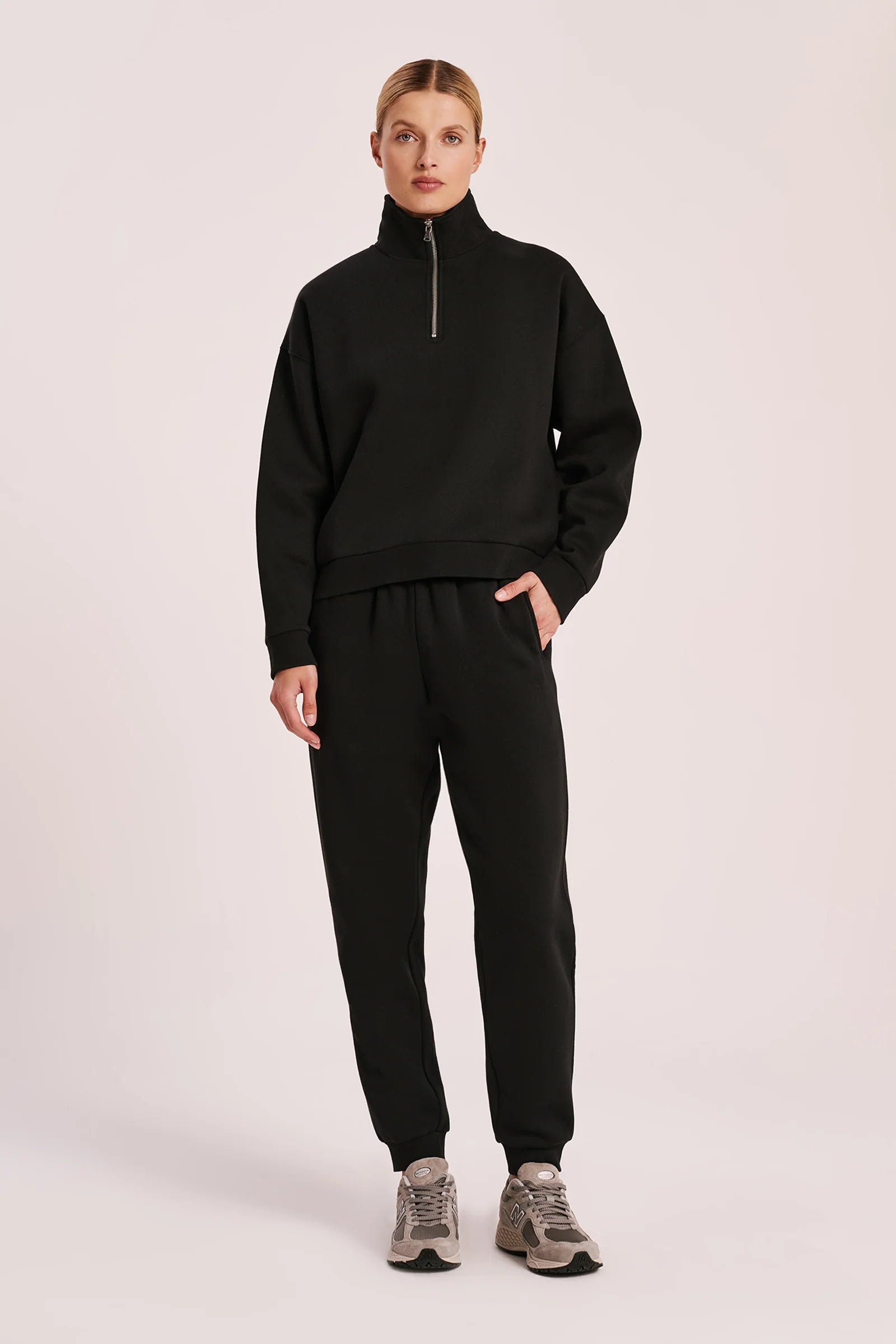 CARTER CLASSIC TRACKPANT - Men's Comfortable Athletic Jogger Pants for Running, Gym & Casual Wear - Black