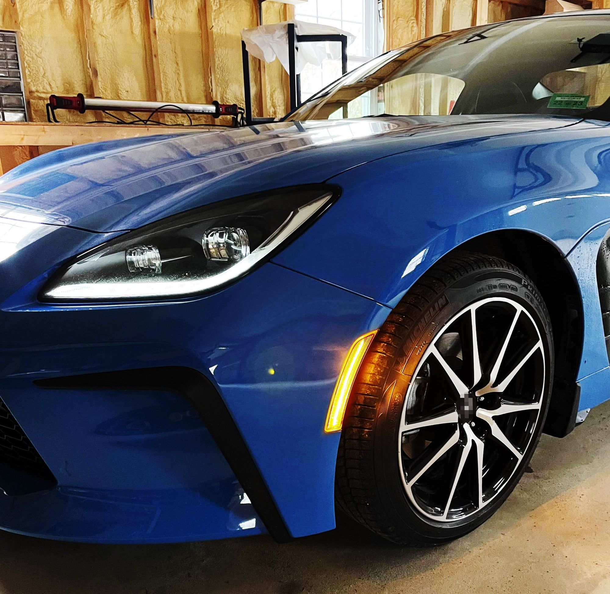 Clear White/Amber Switchback LED Side Marker Lights for 2022-2023 Subaru BRZ & Toyota GR86 - Durable, Bright Turn Signal Lamps for Enhanced Night Driving Safety