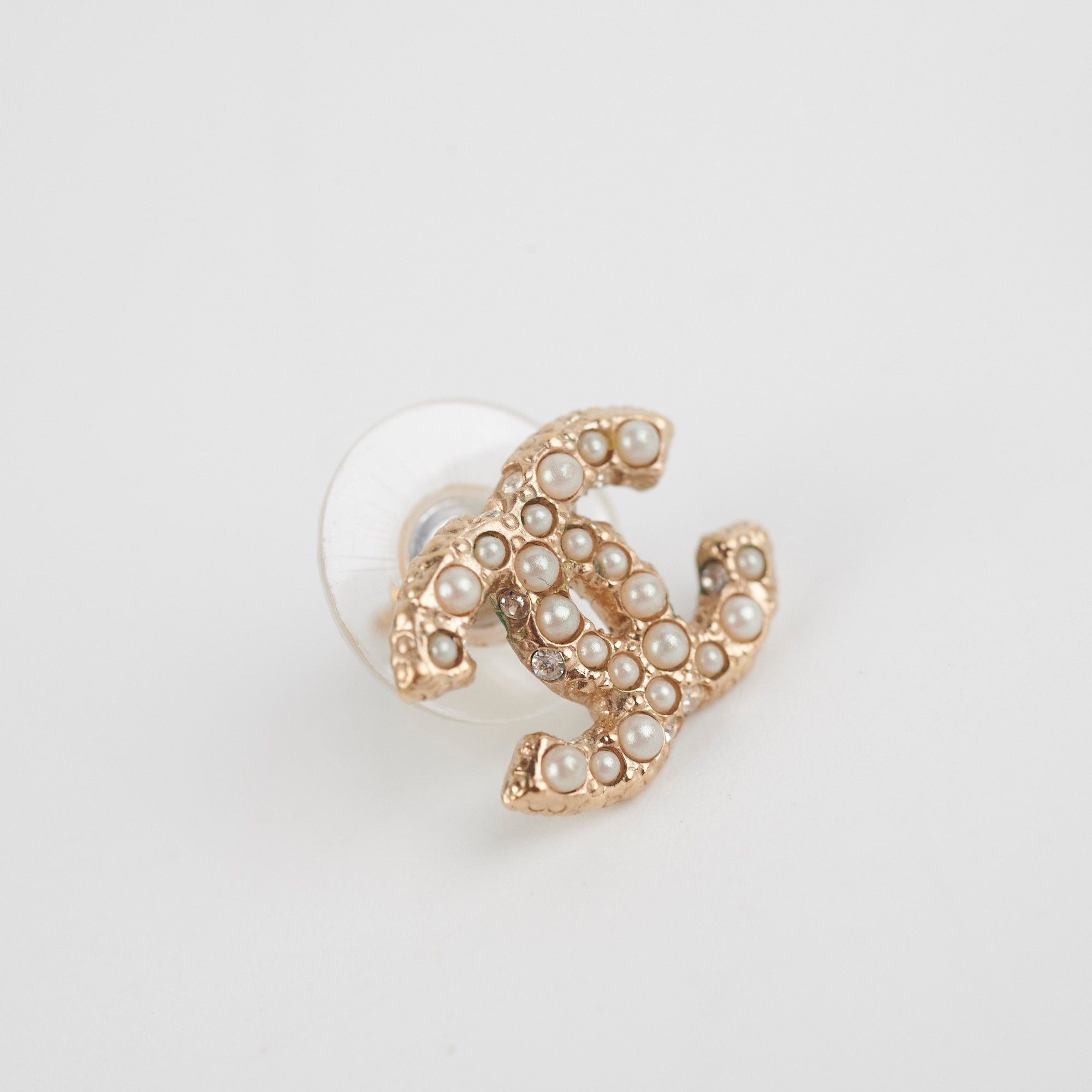 Chanel CC Logo Pearl Earrings for Women - Luxury Fashion Jewelry Gift for Party, Wedding & Special Occasions