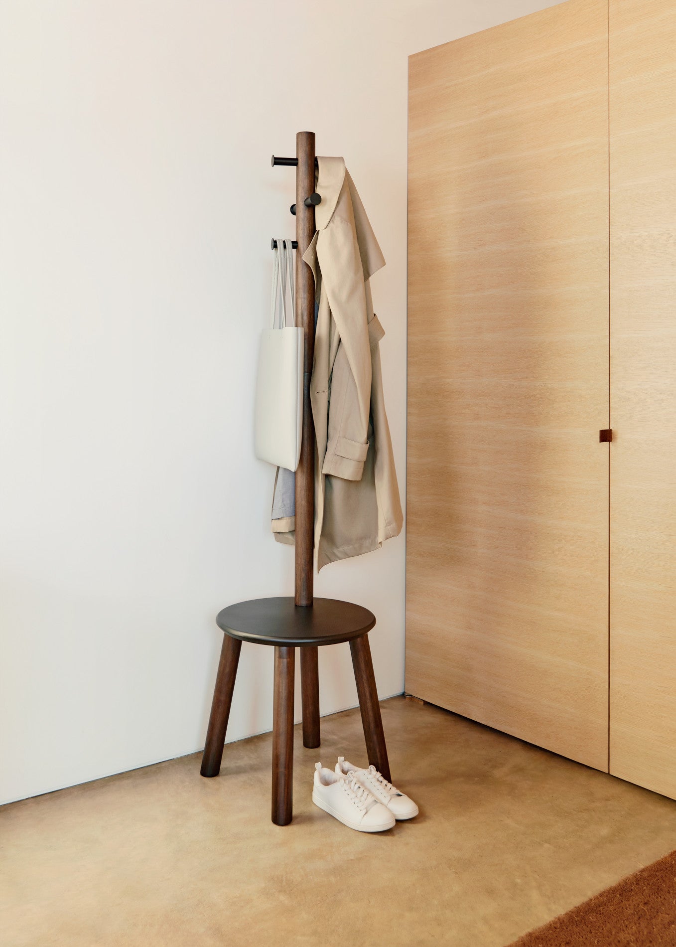 Modern Wooden Pillar Stool with Coat Rack - Multi-Functional Entryway Furniture for Small Spaces - Perfect for Hallway, Bedroom, or Mudroom Organization