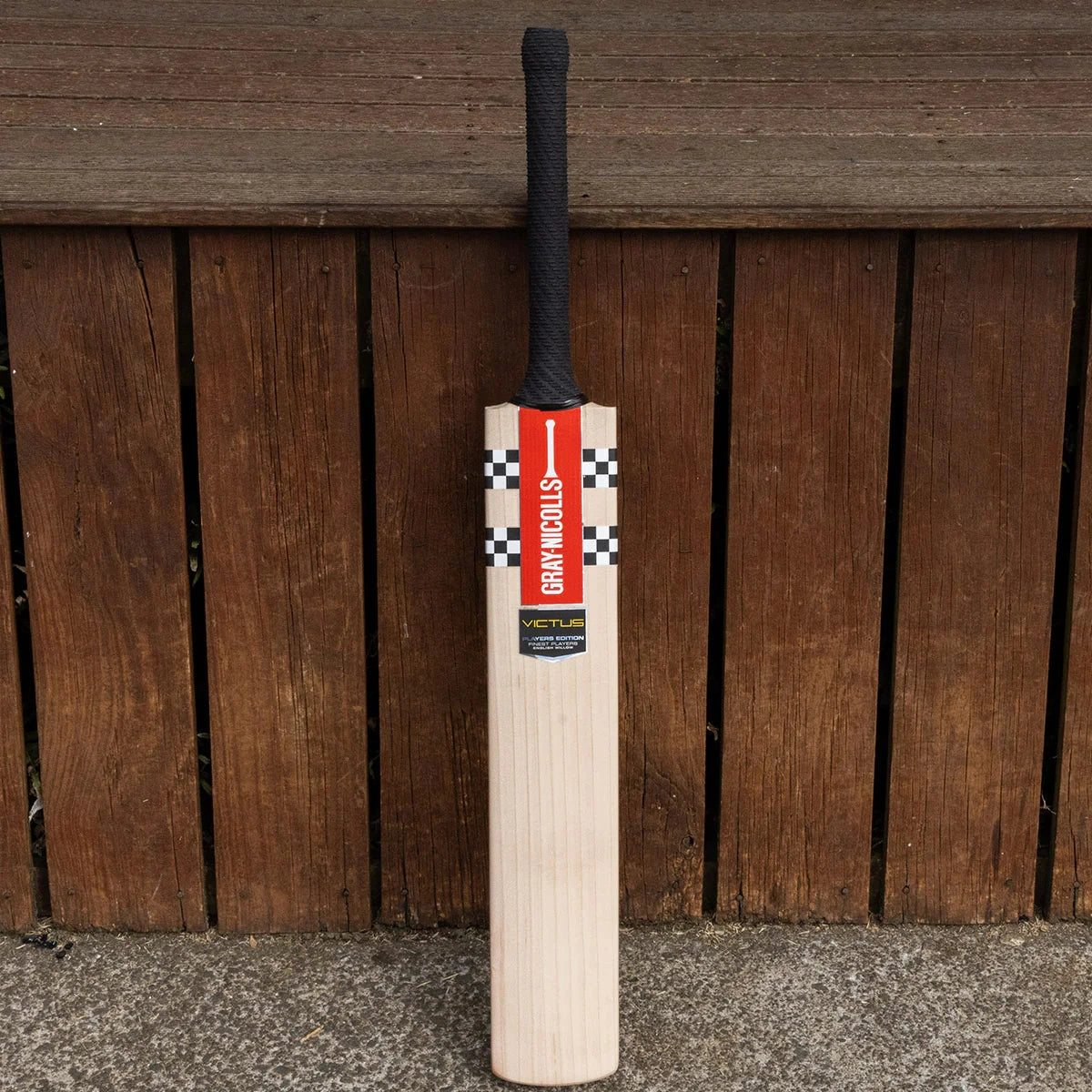 Gray Nicolls Victus Players Edition Adult Cricket Bat - Premium English Willow for Professional & Amateur Players - Perfect for Matches, Training & Practice Sessions