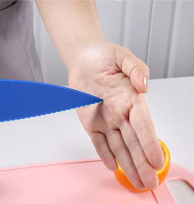 **ASEANAO Plastic Kitchen Knives Set - 3-Piece Chef Knives for Fruits, Bread, Cakes, Salads & Lettuce - Safe & Durable (Blue) - Perfect for Home Cooking, Picnics & Kids' Meals**