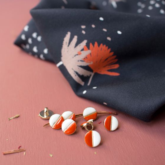 Viscose Fabric with Lenzing™ EcoVero™ Fibers - Atelier Brunette Palmetto Night Pattern - 38cm End of Bolt - Perfect for DIY Sewing, Dressmaking & Eco-Friendly Fashion Projects