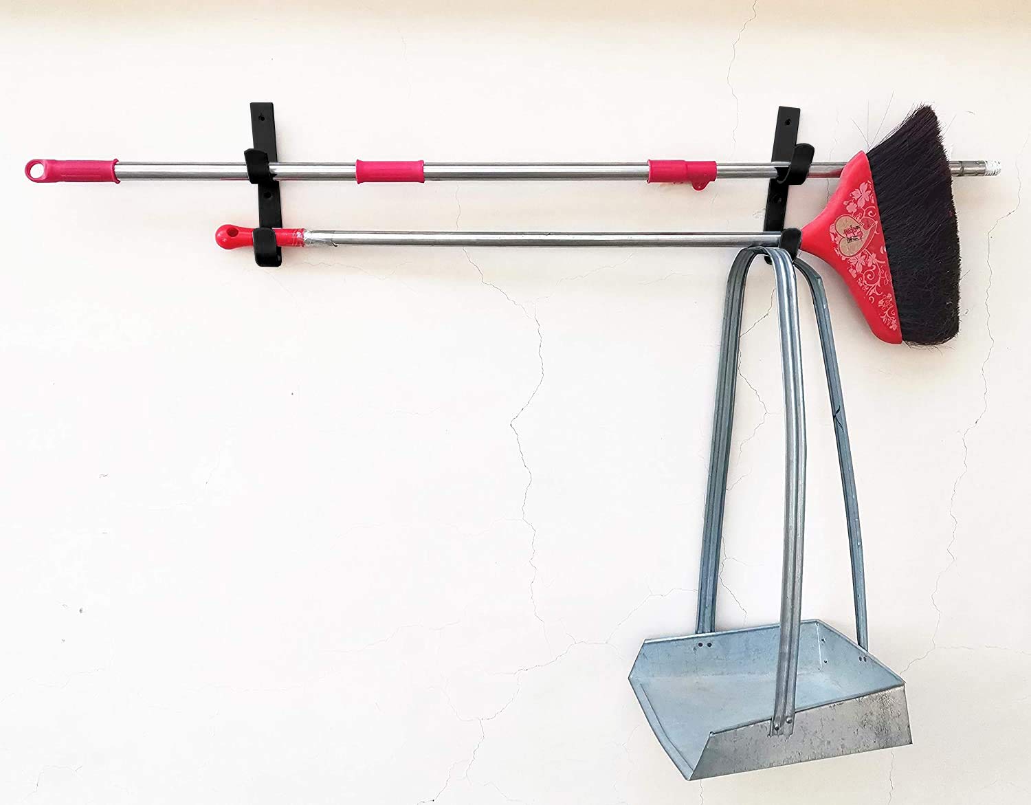 2-Pack Heavy Duty Black Aluminum Pool Pole Hangers with Screws - Durable Hook Holders for Swimming Pool Accessories, Telescopic Poles, Skimmers, Nets, Brushes & Vacuum Hoses - Perfect for Pool Maintenance & Cleaning