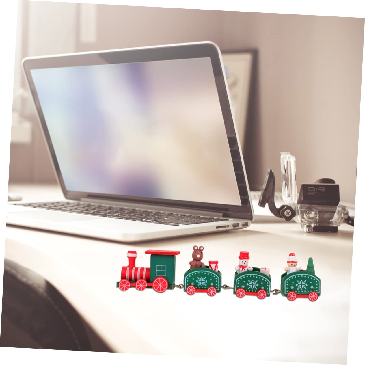 Wooden Christmas Train Toy for Kids - Mini Holiday Decor & Play