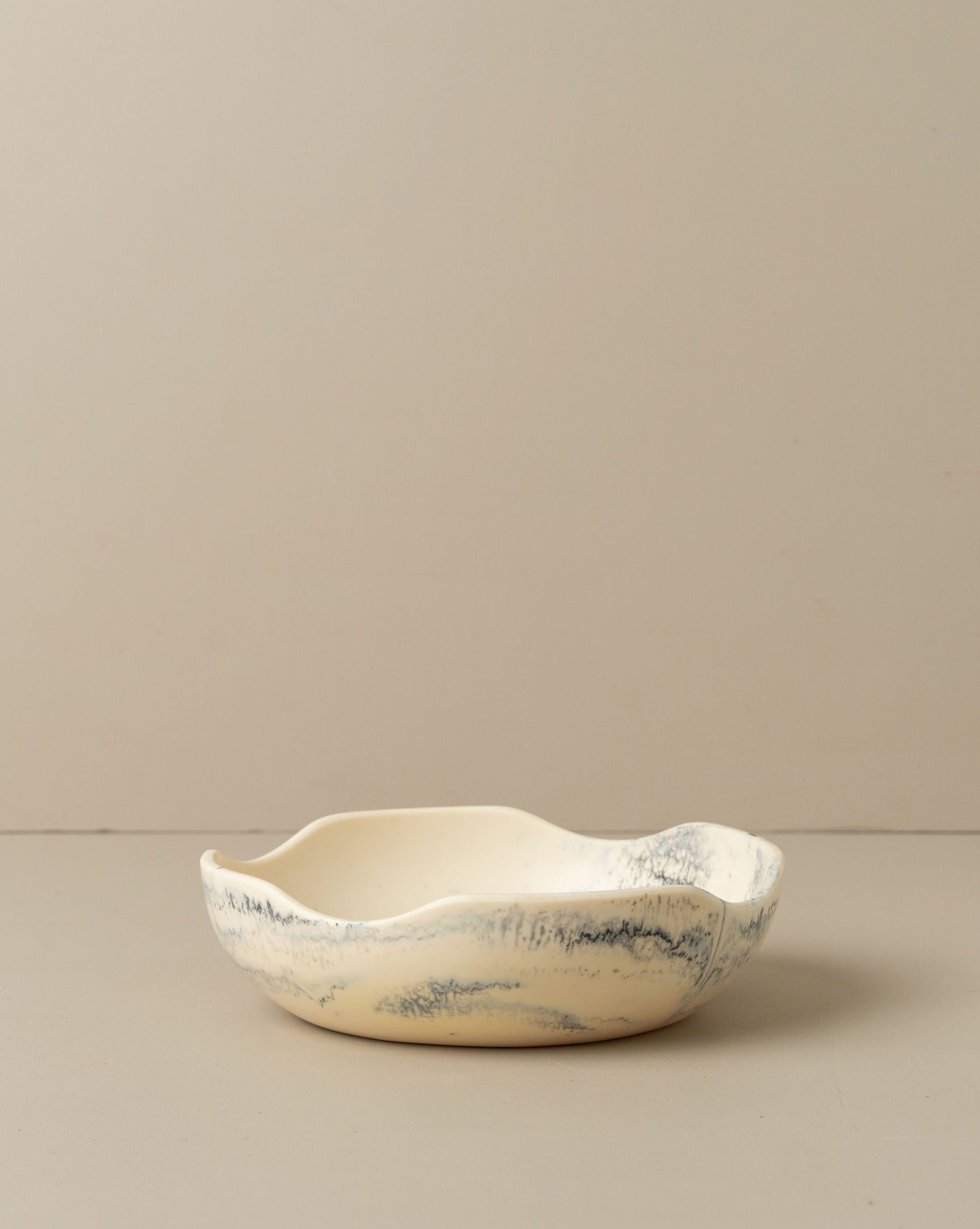 Premium Flow Resin Salad Bowl - Handcrafted Merle Design | Perfect for Serving, Entertaining & Healthy Dining - Ideal for Restaurants, Dinner Parties & Family Meals