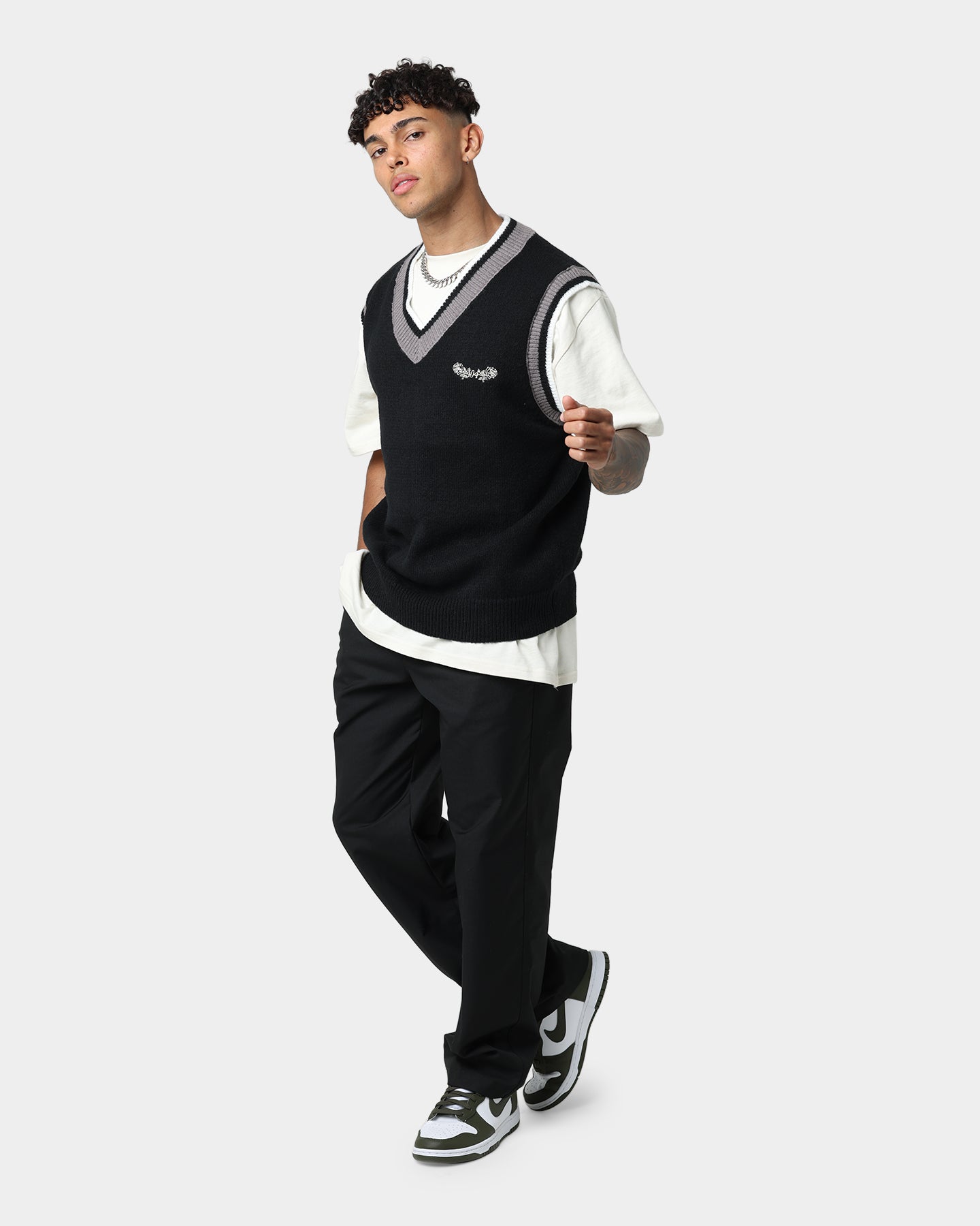 404 Heritage Vest Black - Stylish Men's Casual Vest for Outdoor Adventures & Urban Fashion