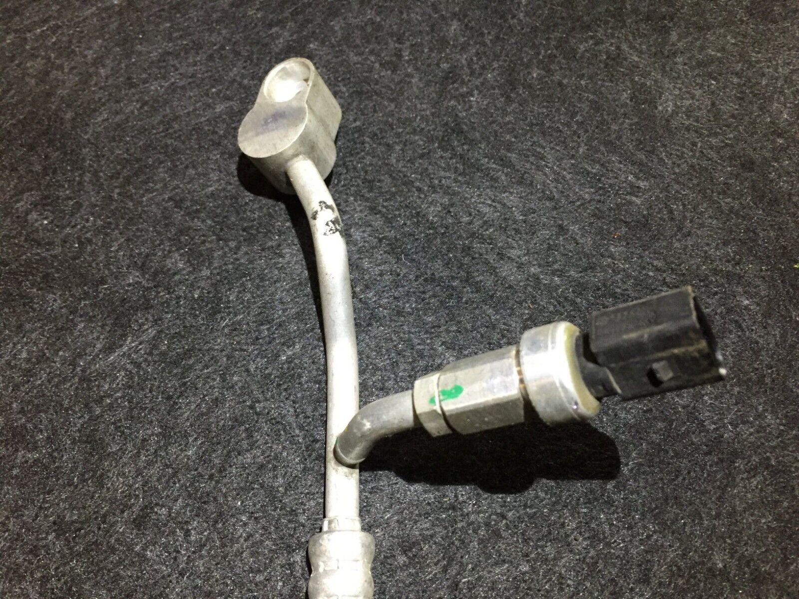 04 05 06 Porsche Cayenne AC Upper Hose Line Pipe 3.2L OEM Replacement - Perfect for AC System Repair & Maintenance | Fits 2004-2006 Porsche Cayenne Models