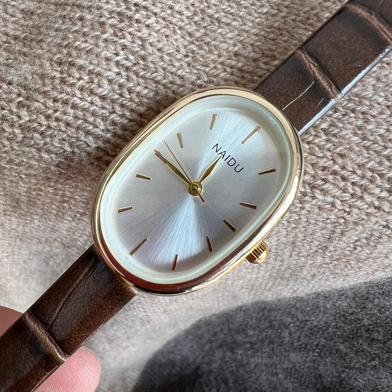 Elegant Roman Numeral Watch for Women - Stylish Analog Wristwatch with Leather Band - Perfect for Office, Casual Wear & Special Occasions