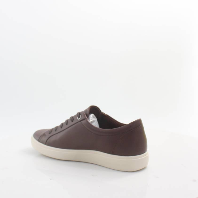 ECCO CLASSIC Leather Casual Shoes for Men & Women - Comfortable Walking & Everyday Wear - Perfect for Office, Travel & Outdoor Activities