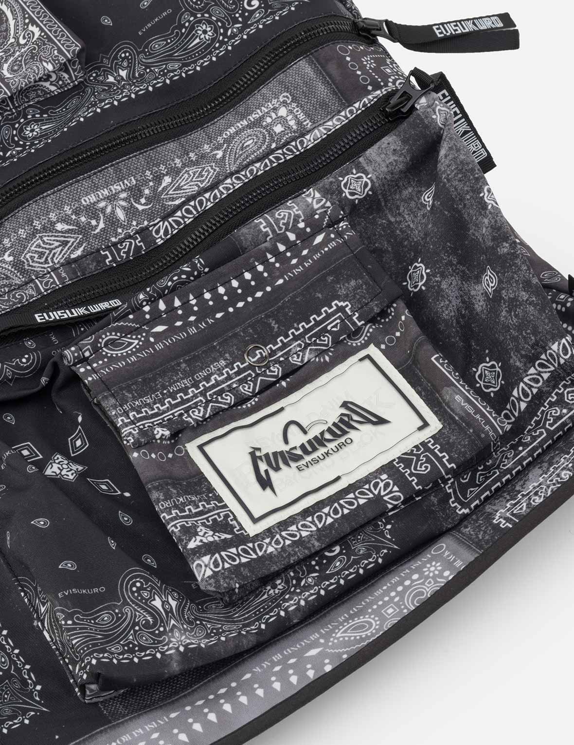 Stylish Allover Paisley Print Oversized Cargo Vest for Women - Trendy Layering Piece for Fall Fashion, Outdoor Adventures & Streetwear Outfits