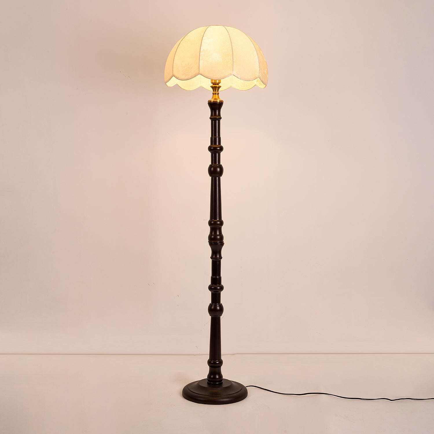 Belgravia Modern Floor Lamp - Adjustable Standing Light for Living Room, Bedroom & Office - Energy Efficient LED Floor Light for Home Decor & Reading