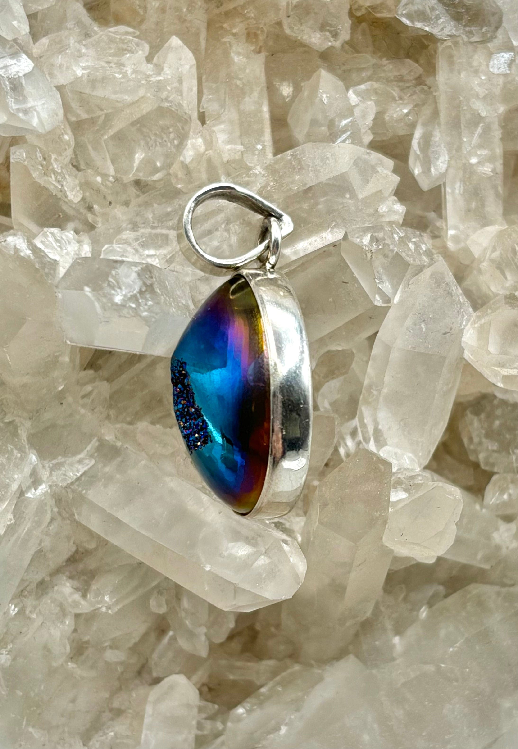 Aura Druzy Pendant Necklace - Natural Crystal Healing Jewelry for Women - Perfect for Meditation, Yoga & Spiritual Gifts