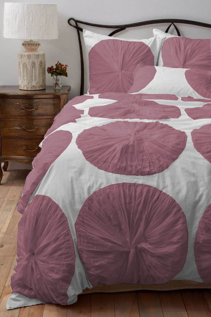 Premium 450 TC Egyptian Cotton King Size Floral Ruffle Duvet Cover Set with Matching Pillow Shams - Magenta & White Mix Colors for Luxurious Bedroom Decor | Perfect for Master Bedrooms, Guest Rooms & Hotel Styling