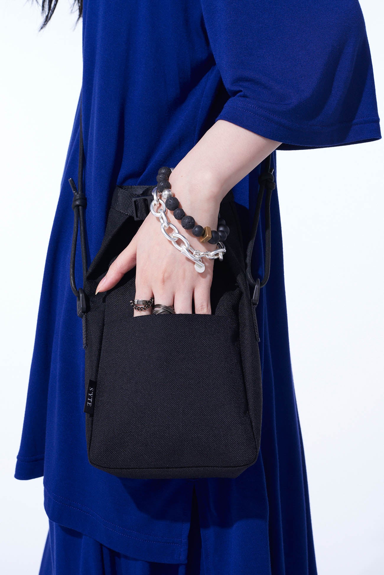 Durable CORDURA FIDLOCK Mini Shoulder Bag - Compact & Secure Crossbody Bag for Travel, Hiking, Cycling & Everyday Use