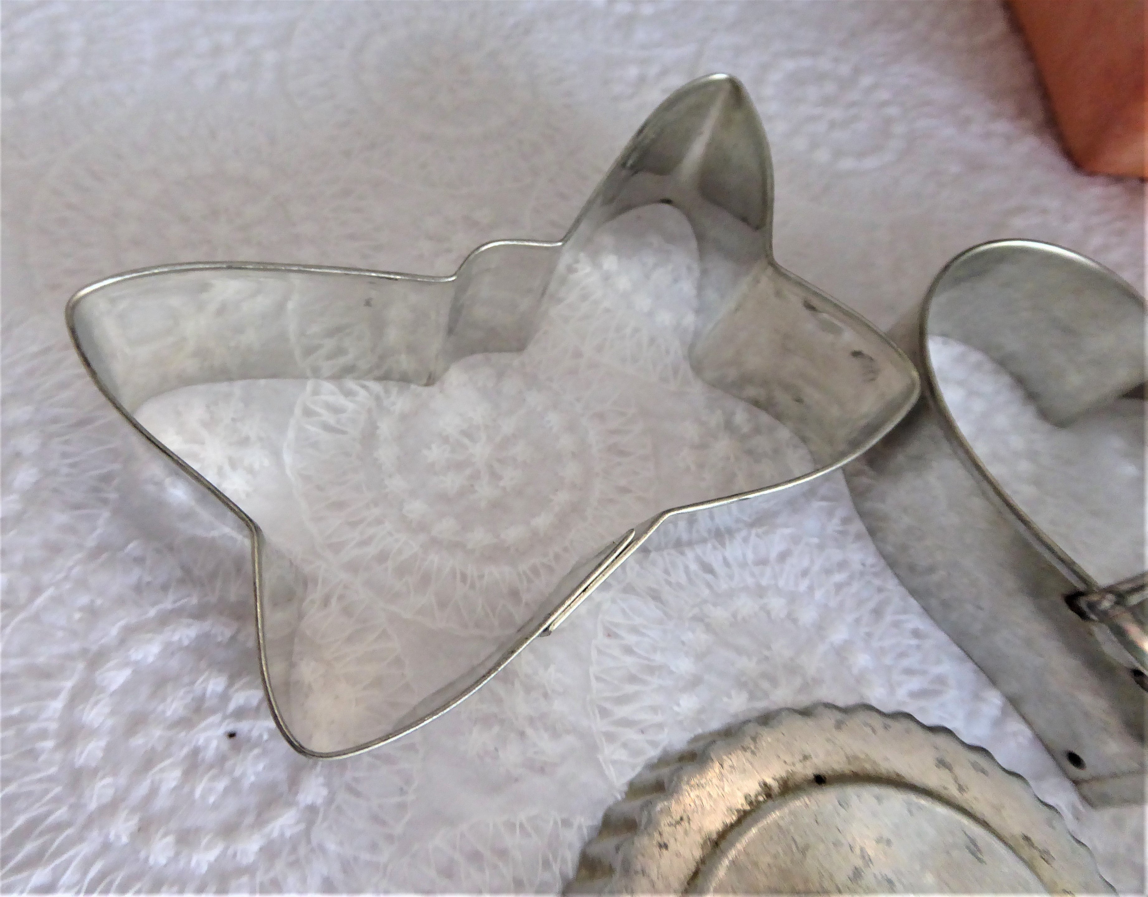 Vintage Nickel-Plated Tin Cookie Cutters Set of 4 - Butterfly, Cow, Heart & Star Shapes with Green Handles | Perfect for Baking, Holiday Cookies, DIY Crafts & Gift Giving