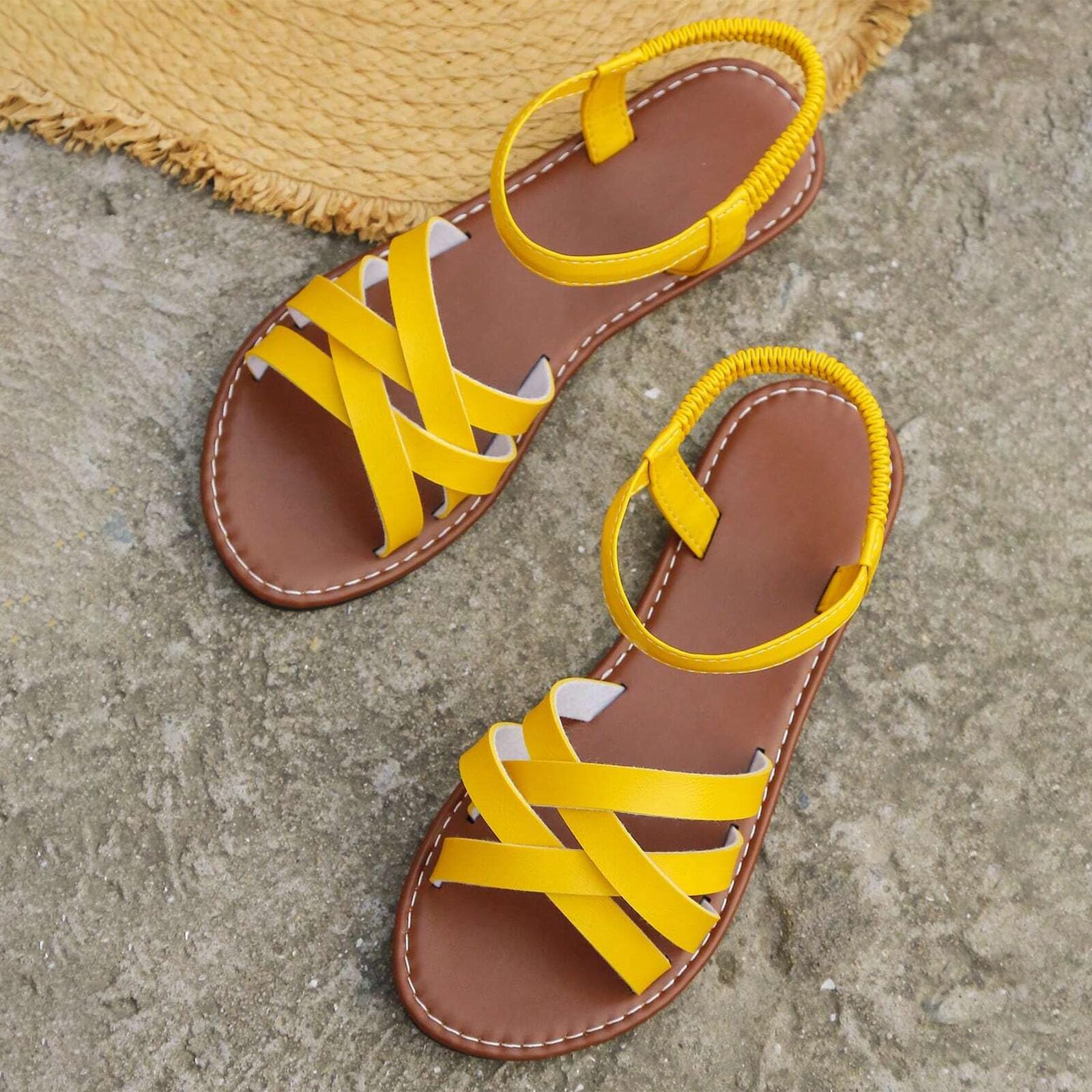 Oelaio Women's Fashion Sandals 2024 - Oversized Flat Roman Beach Sandals for Women, Size 9.5 in Pink | Comfortable Summer Shoes for Walking, Travel & Casual Outings