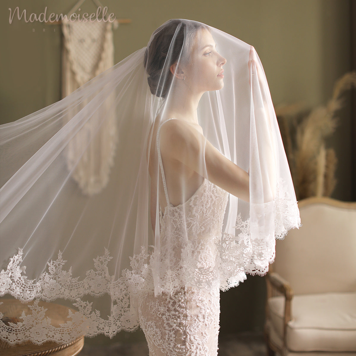 Elaine Veil - Elegant Bridal Wedding Veil with Lace Trim for Bride, Church Ceremony & Photo Shoot Accessories