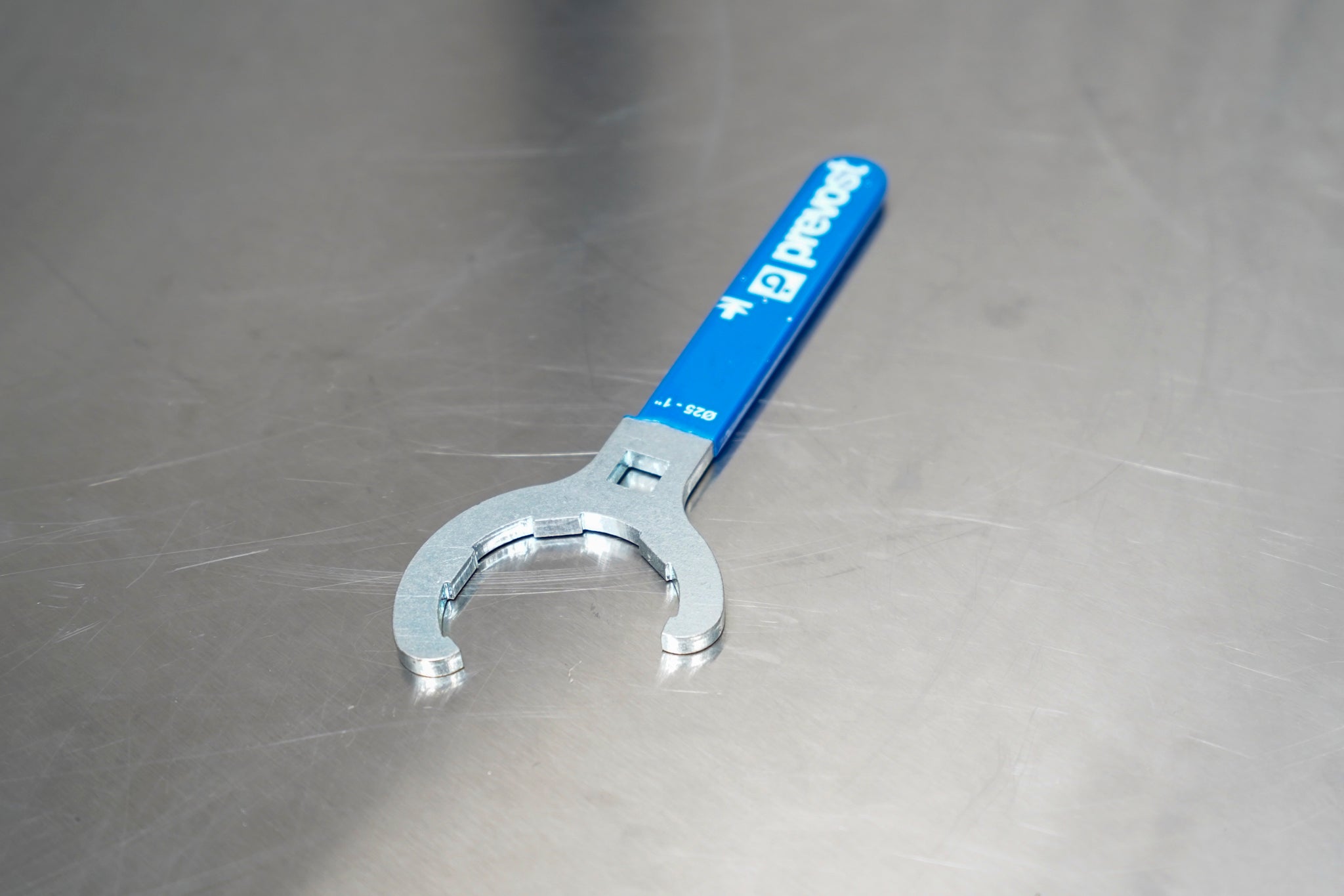 Prevost Spanner Wrench for 1 PPS Systems - Professional Plumbing Tool for Pipe Fittings and Maintenance - Perfect for DIY Home Repairs and Professional Plumbing Work