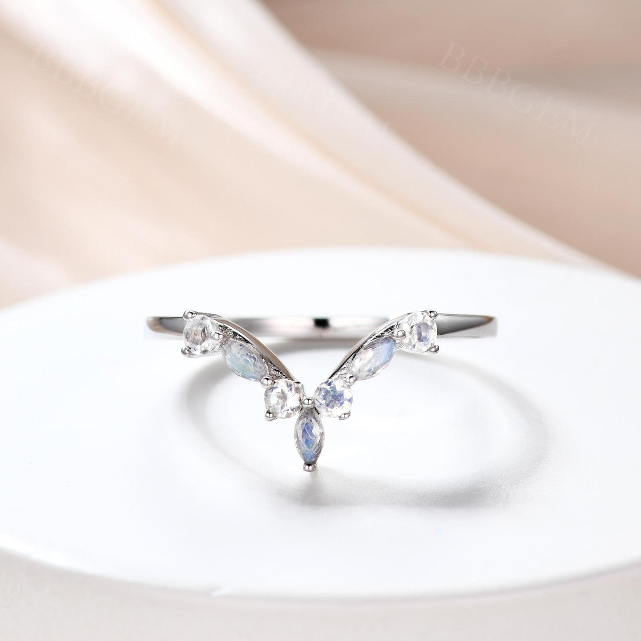 Rose Gold Diamond Sapphire Wedding Band - Curved V-Shaped Matching Ring Set for Women | Elegant Bridal Jewelry for Engagement, Anniversary & Special Occasions