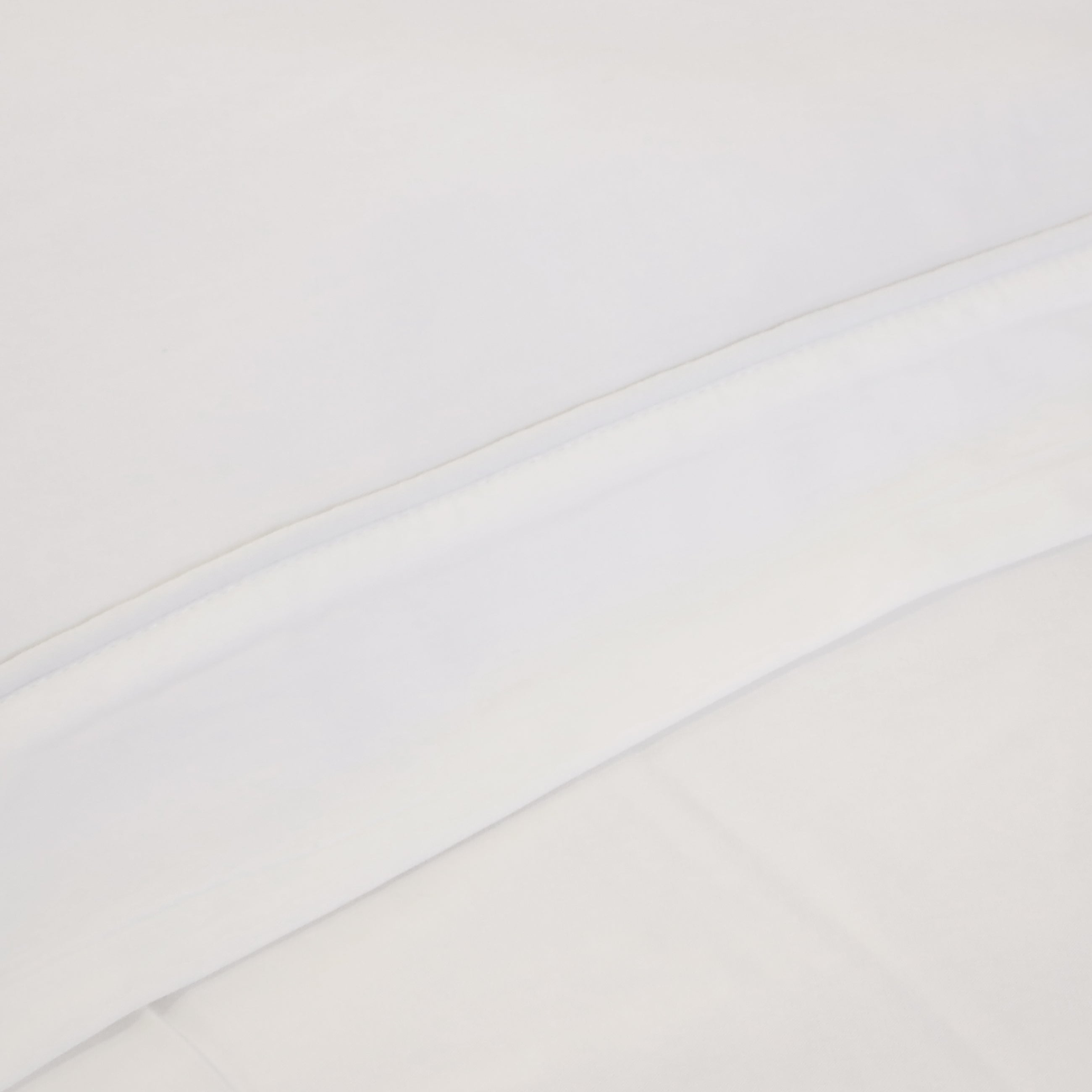 Premium Sheena Bamboo Sateen Sheet Set - Soft & Breathable Bedding for All Seasons - Perfect for Master Bedroom, Guest Room & Vacation Homes