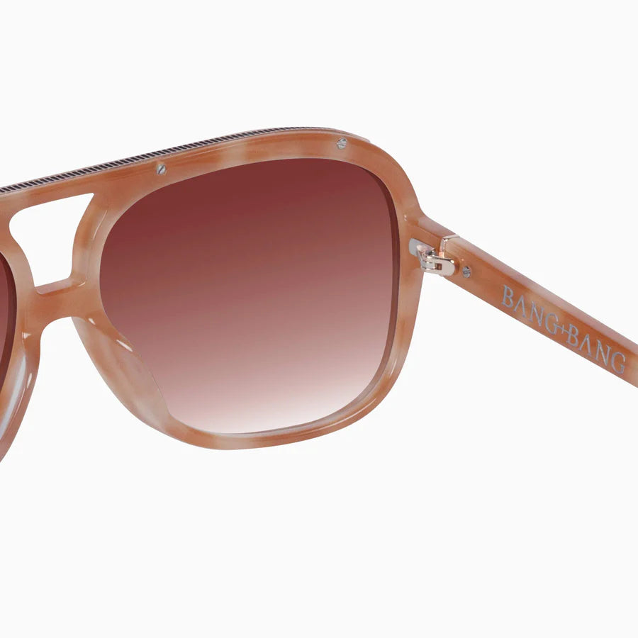 Pastel Tortoise Shell Sunglasses with Gold Metal Frame & Dark Orange Gradient Lenses - Stylish UV Protection for Beach, Driving & Outdoor Activities