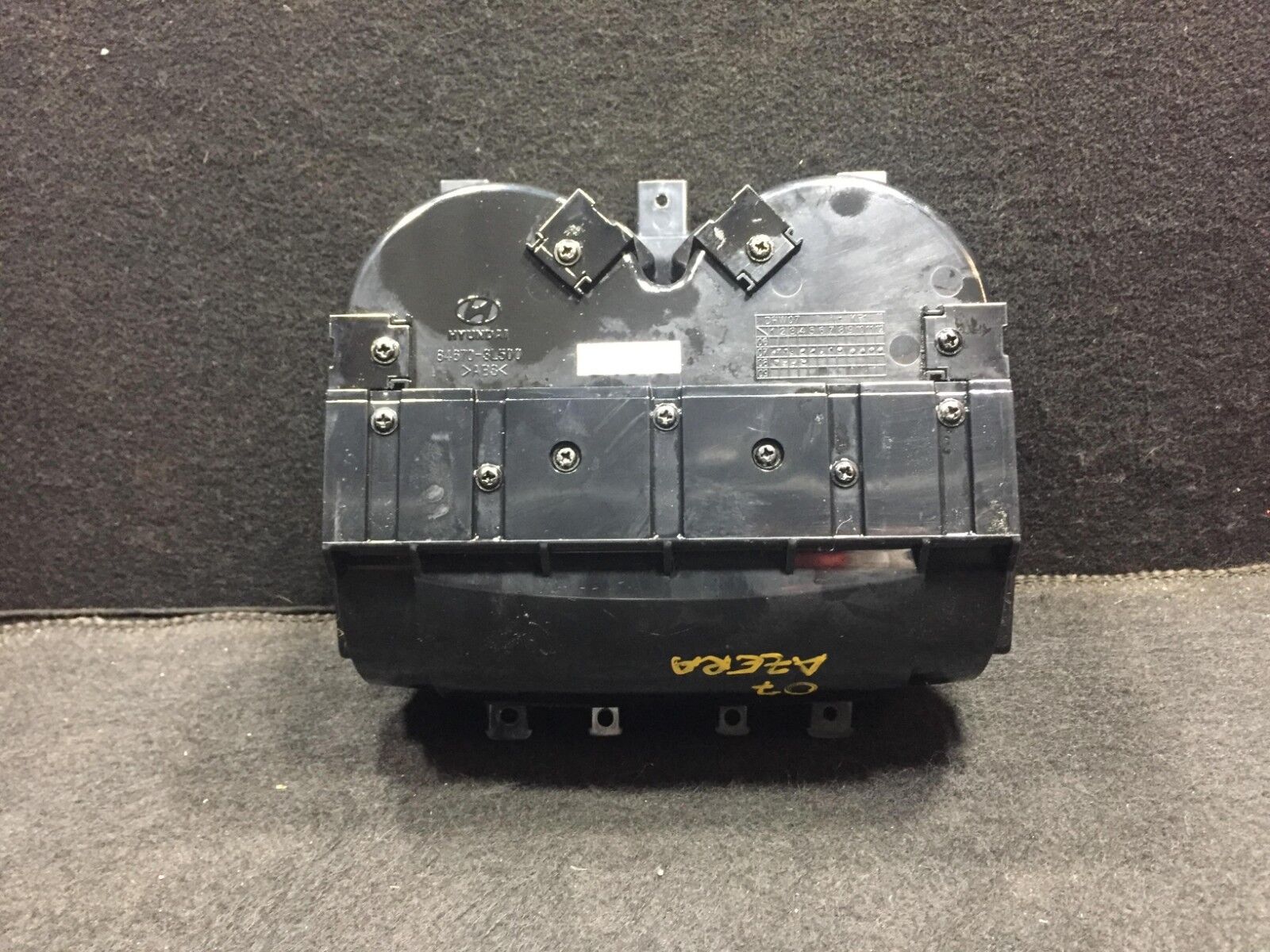 2006-2011 Hyundai Azera OEM Front Center Console Cup Holder Replacement - Perfect for Road Trips & Daily Commutes