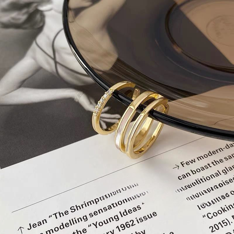 Conch Shell Layer Stacking Ring Set - Boho Beach Jewelry for Women | A8385 | Perfect for Summer Vacations, Beach Weddings & Festival Outfits