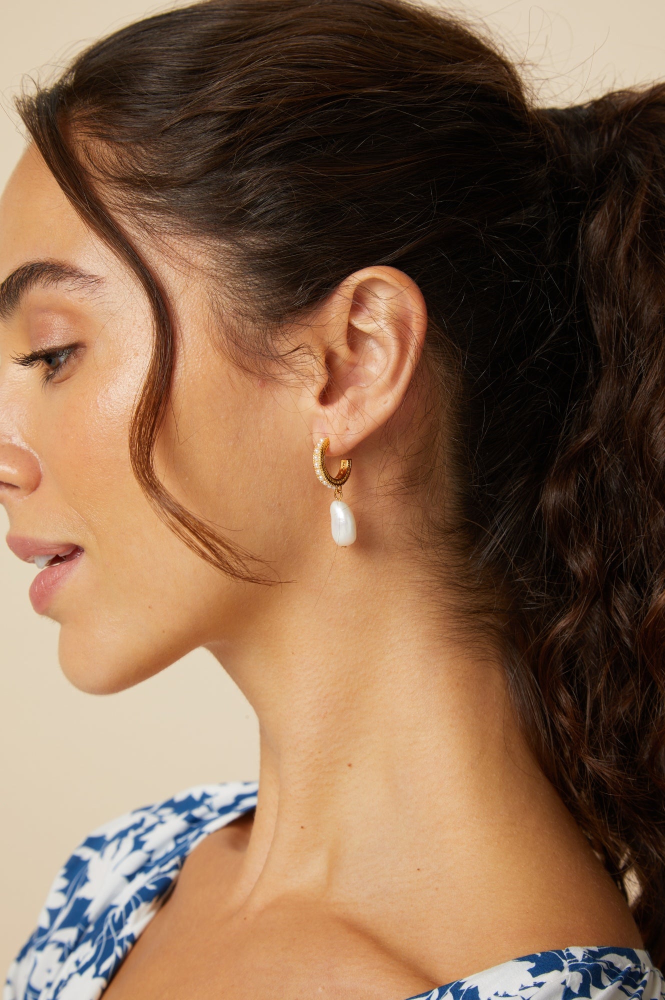 Elegant Pearl Drop Hoop Earrings in Gold - Perfect for Weddings, Parties & Special Occasions