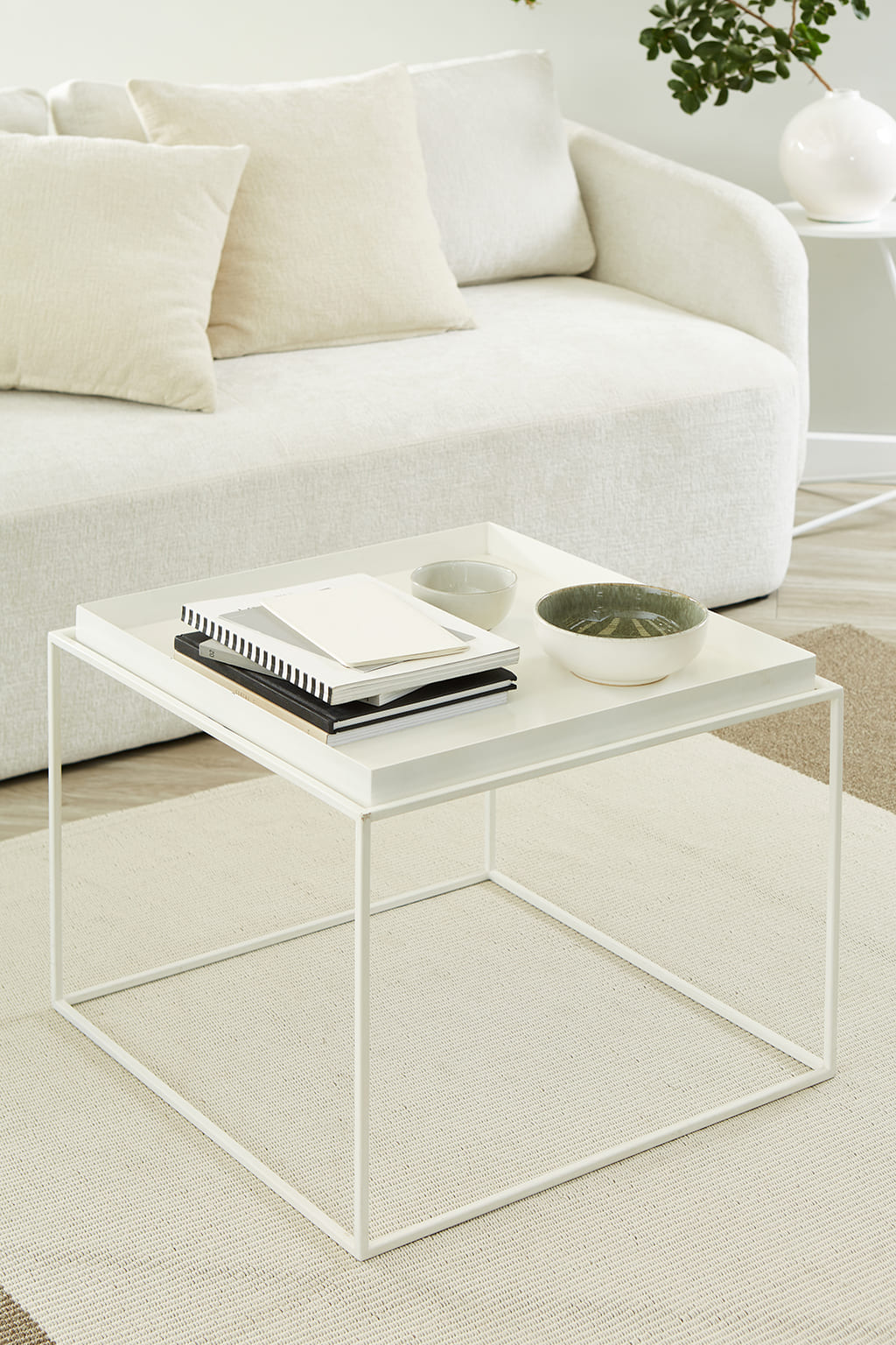 Comfortable and Stylish Sofa Mellow - Perfect for Living Room, Lounge, and Relaxation