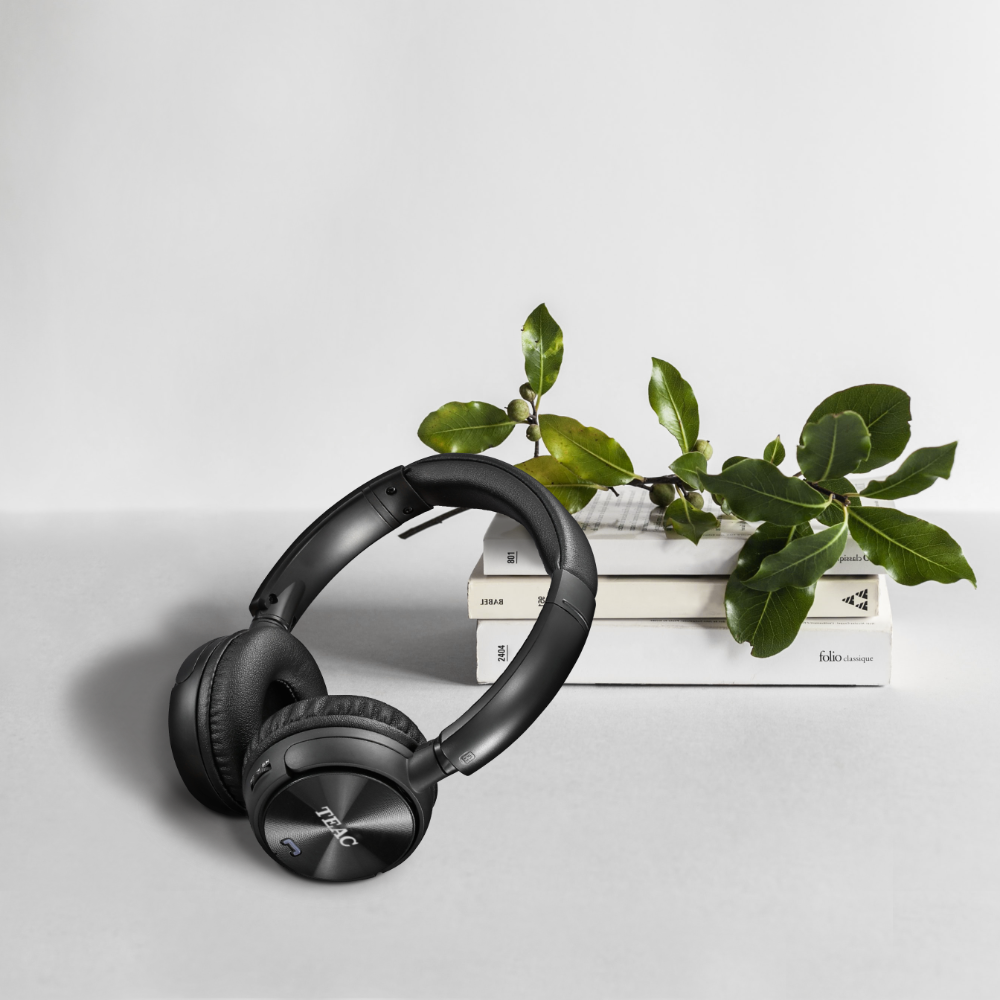 Teac BLUQ2B 4-in-1 Wireless Bluetooth Headphones with Noise Cancelling - Perfect for Travel, Workouts, Office & Gaming
