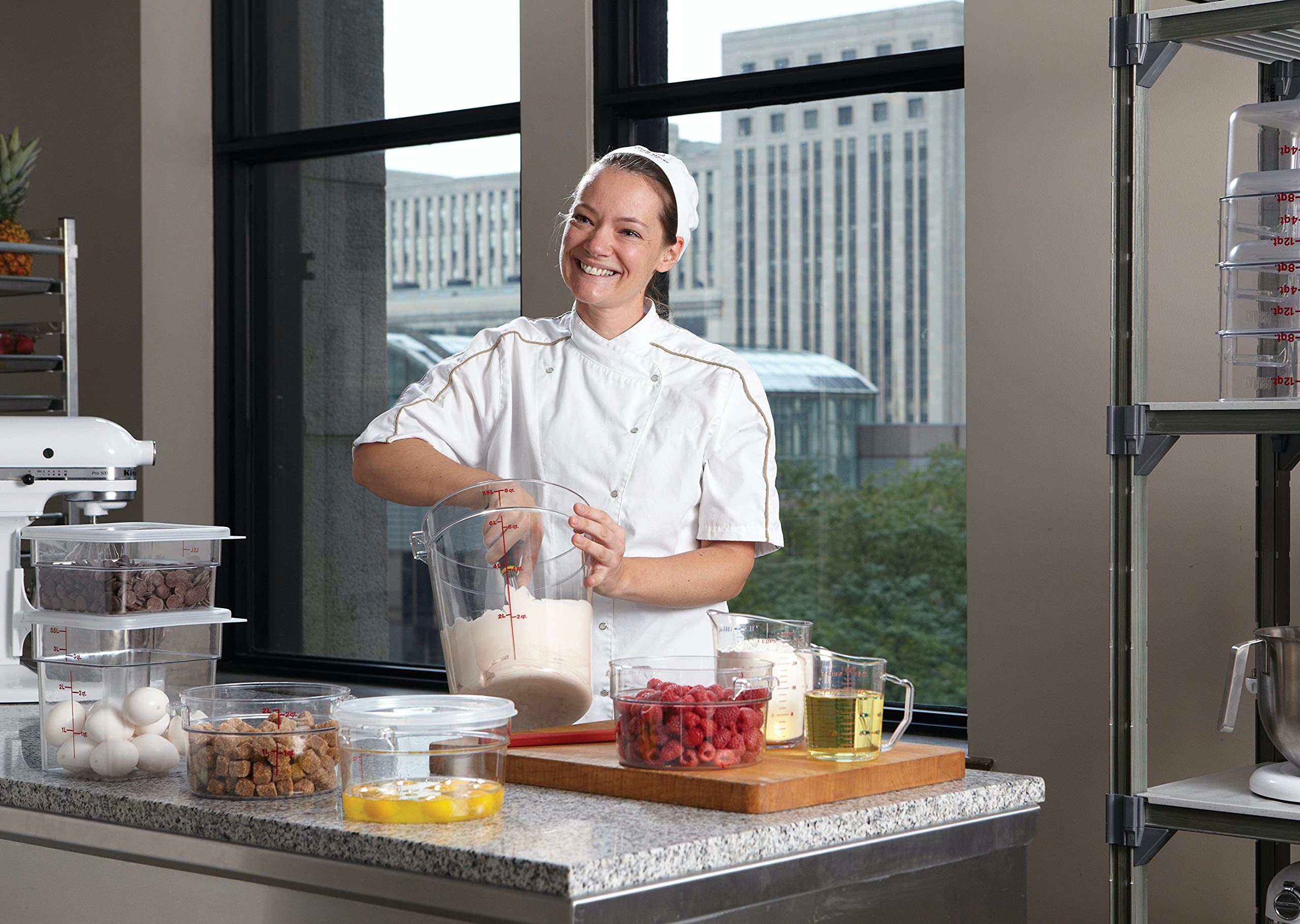 Cambro 6 QT Round Food Storage Container - Clear Commercial Grade Food Prep Container for Kitchen, Restaurant & Catering - Ideal for Meal Prep, Bulk Storage & Leftovers