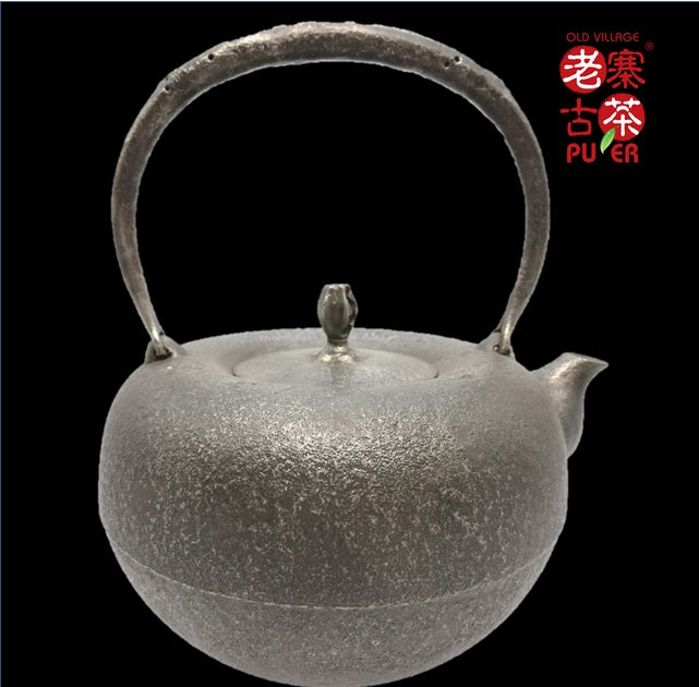 Authentic Japanese Nanbu Satetsu Tetsubin Cast Iron Teapot - Nanbu Masayuki Maru Shape for Premium Tea Brewing | Perfect for Traditional Japanese Tea Ceremony & Home Tea Time
