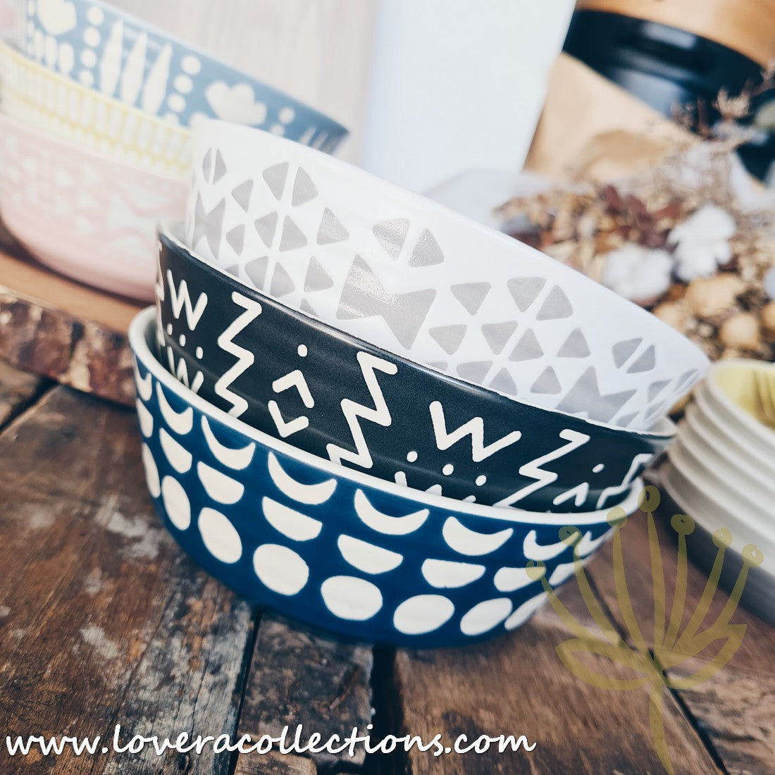 Groovy Embossed Dinnerware Set - 70% Off Clearance Sale | Elegant Tableware for Parties, Weddings & Home Decor