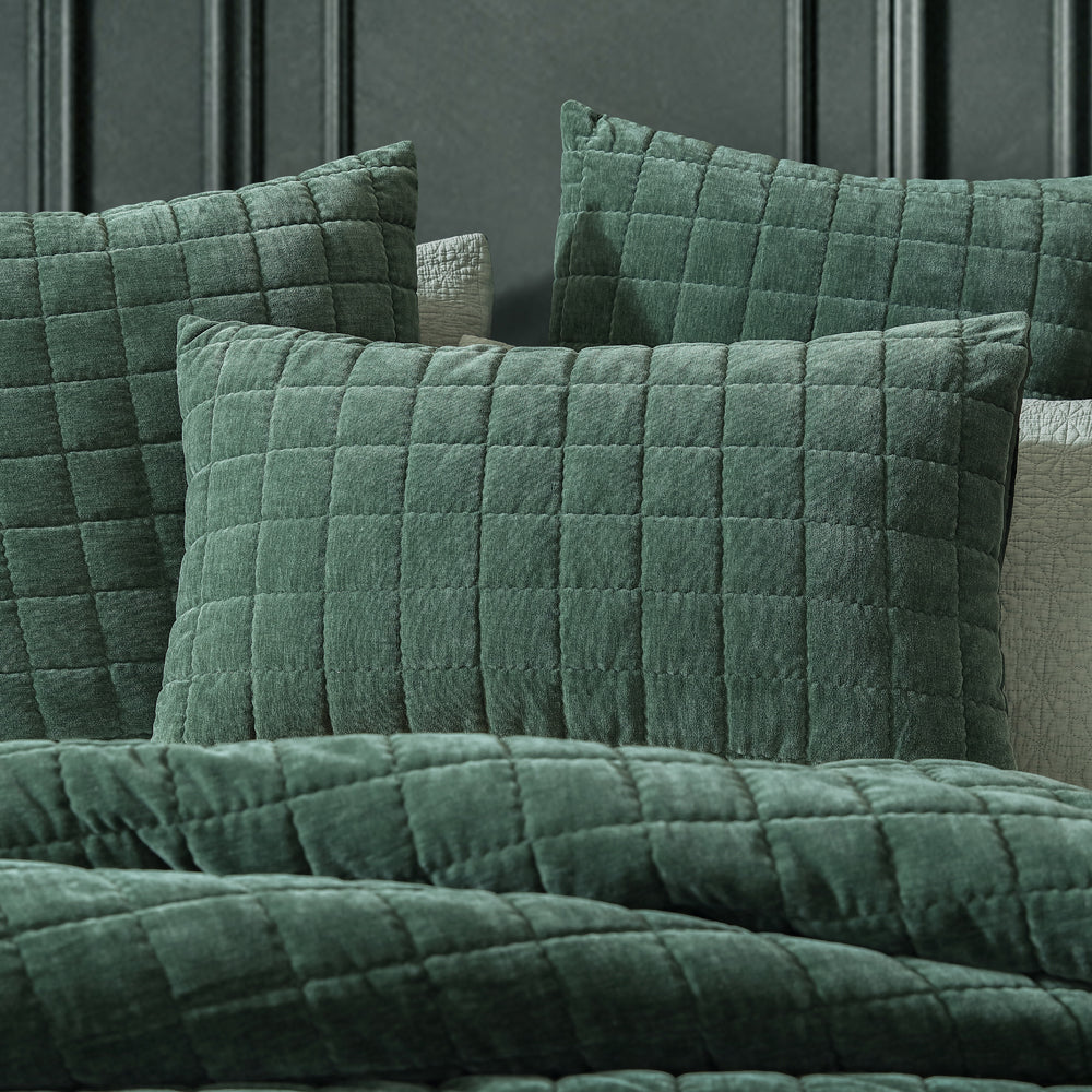 Apollo Cilantro Quilt Cover Set | Super King Size | Luxury Bedding for Master Bedroom & Guest Room