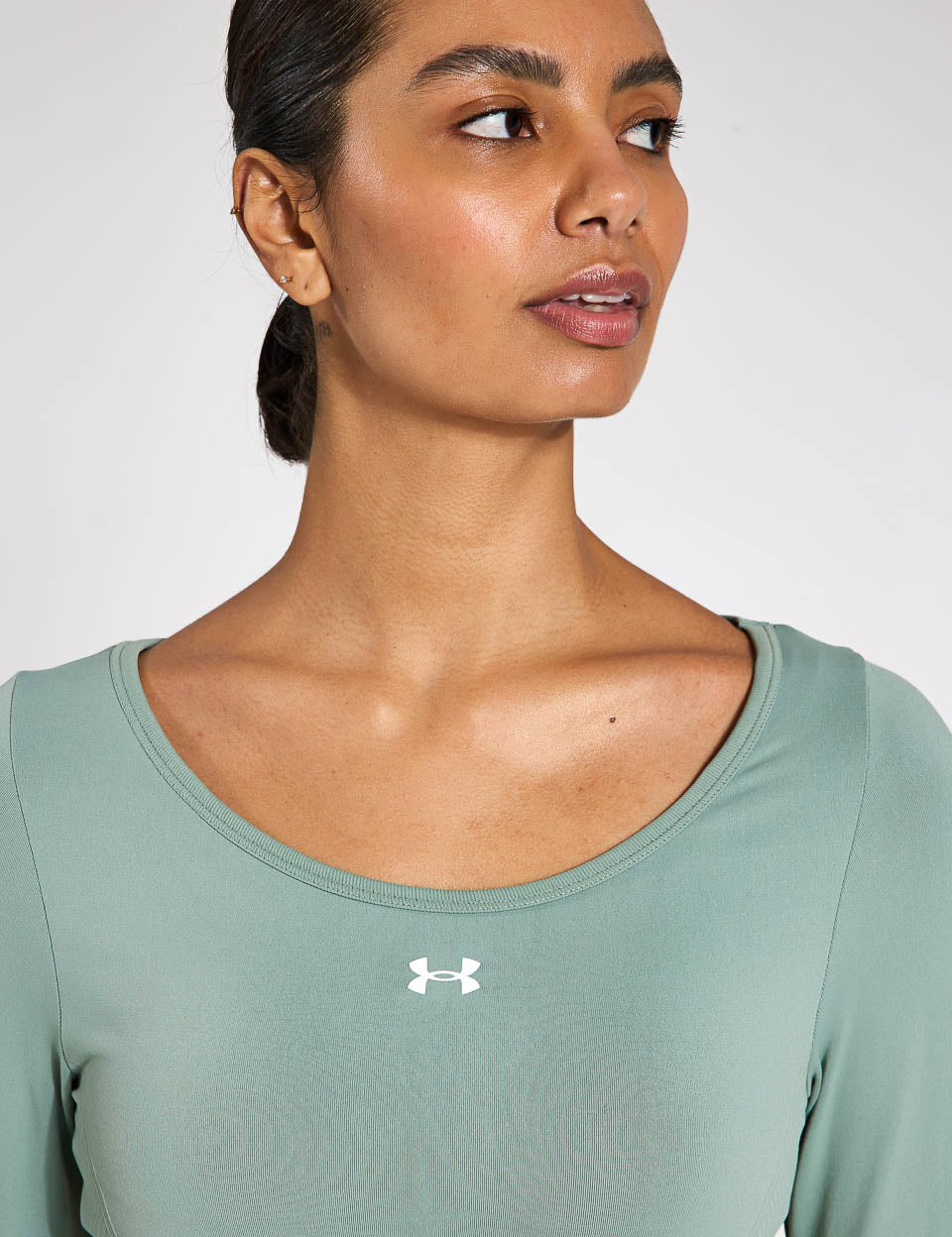 Train Seamless Long Sleeve Workout Top - Silica Green & White - Perfect for Yoga, Running & Gym Fitness Activities