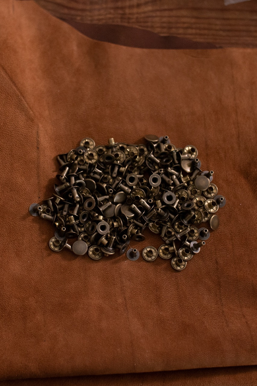 Brass Hollow Rivet KØ9.2 x L8.0mm - Durable Fasteners for Leathercraft, Jewelry Making & DIY Projects