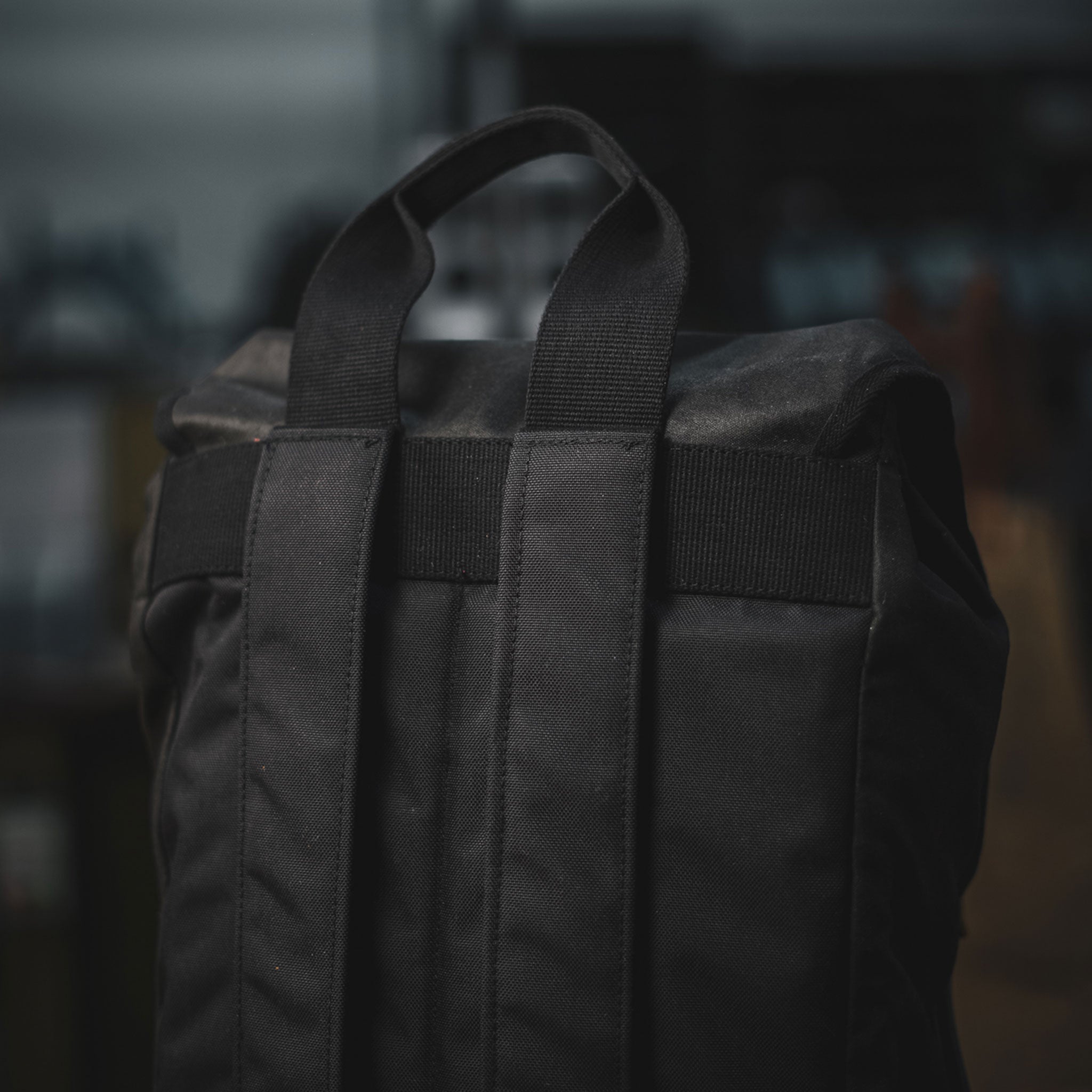 Original Title: Parlick Black   Optimized Title: Premium Black Parlick - Stylish & Durable for Everyday Use | Perfect for Home, Office & Travel