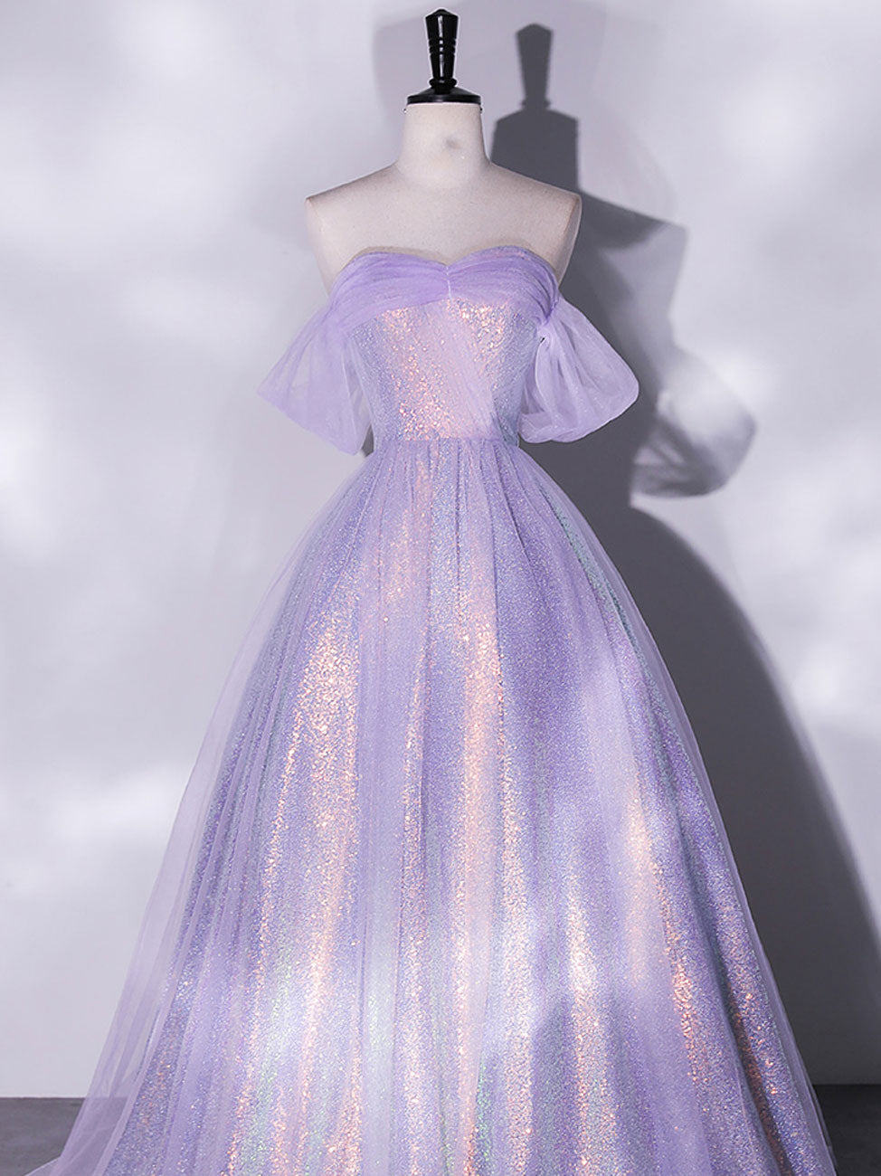 Elegant Purple A-Line Tulle Sequin Long Prom Dress for Women - Sparkly Formal Evening Gown for Homecoming, Ball, Wedding & Special Occasions