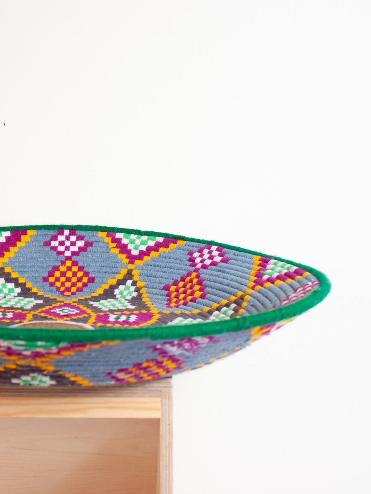Authentic Moroccan Wool Plate No.131 - Handmade Decorative Serving Tray for Dining, Home Decor & Gift Giving