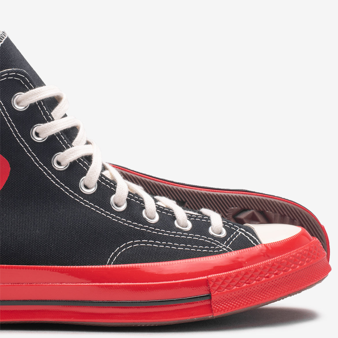CDG PLAY x Converse Chuck 70 High Top Sneakers - Black & Red | Streetwear Fashion, Casual Wear & Urban Style for Men & Women