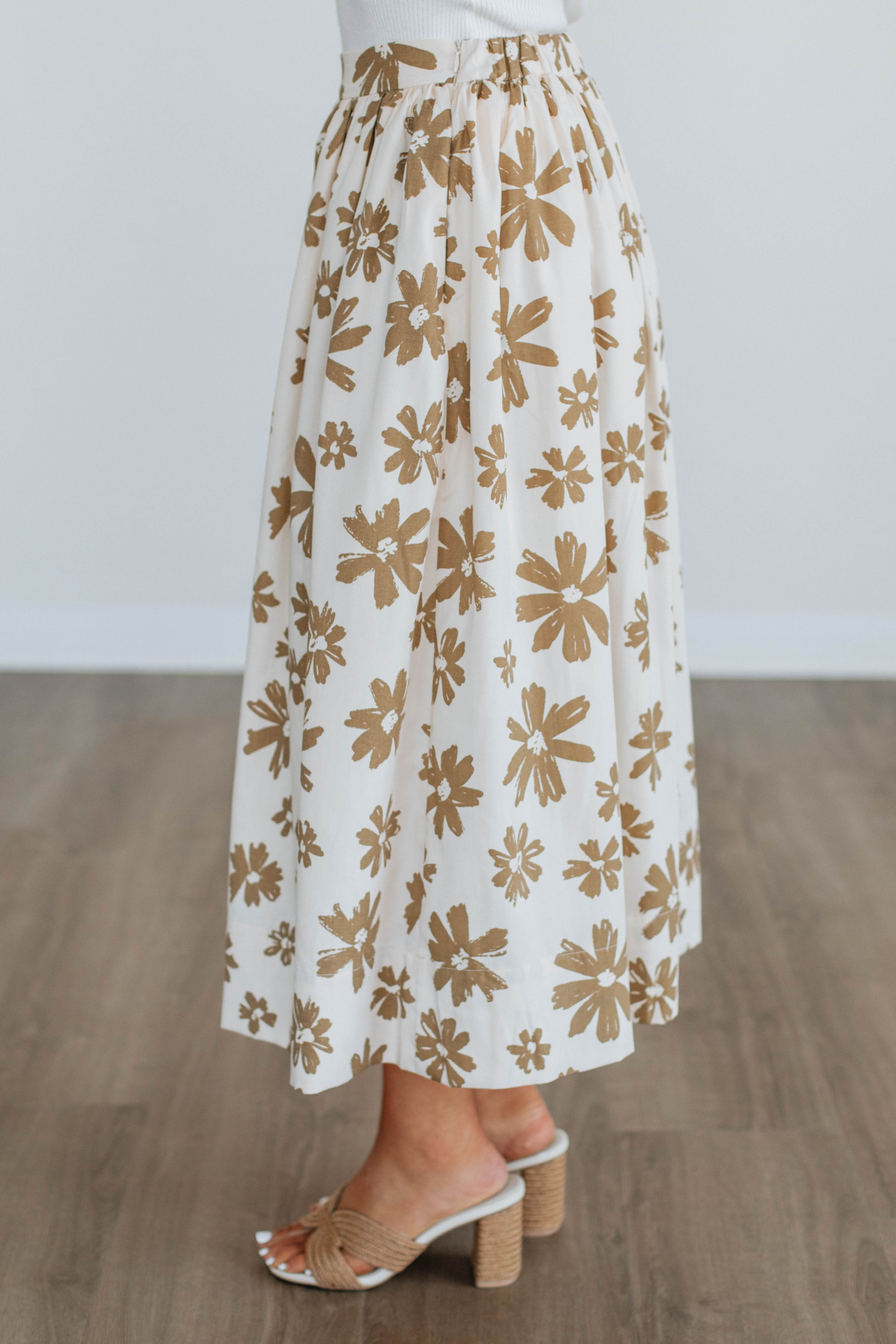 Perri Floral Midi Skirt for Women - A-Line Summer Skirt with Pockets, Boho Floral Print, Elastic Waist - Perfect for Beach, Vacation & Casual Outings