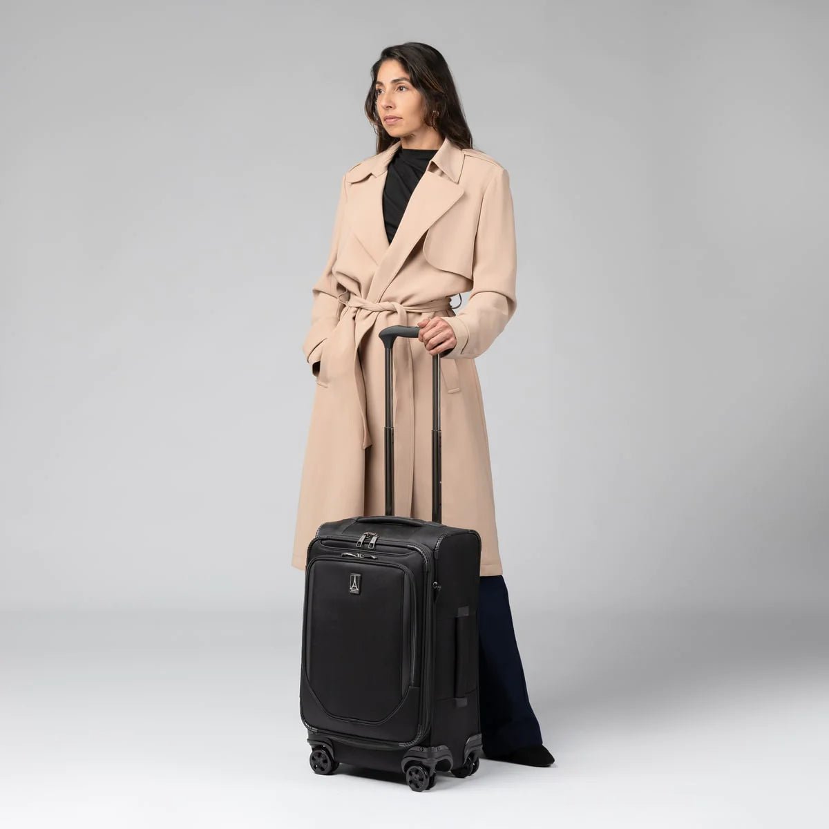 Travelpro Crew Classic Expandable Spinner Carry On Luggage - Lightweight Suitcase for Business Travel & Weekend Getaways