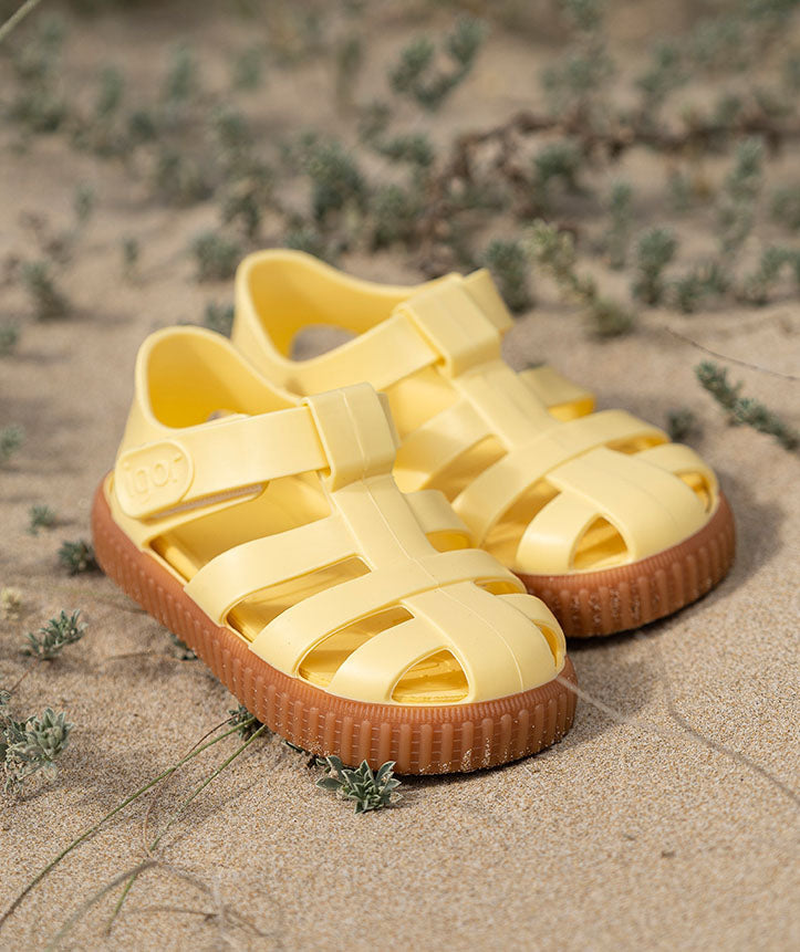 Igor Girl's Nico Caramelo Sandal in Vanilla - Comfortable & Stylish Summer Sandals for Girls | Perfect for Beach, Pool & Casual Outings