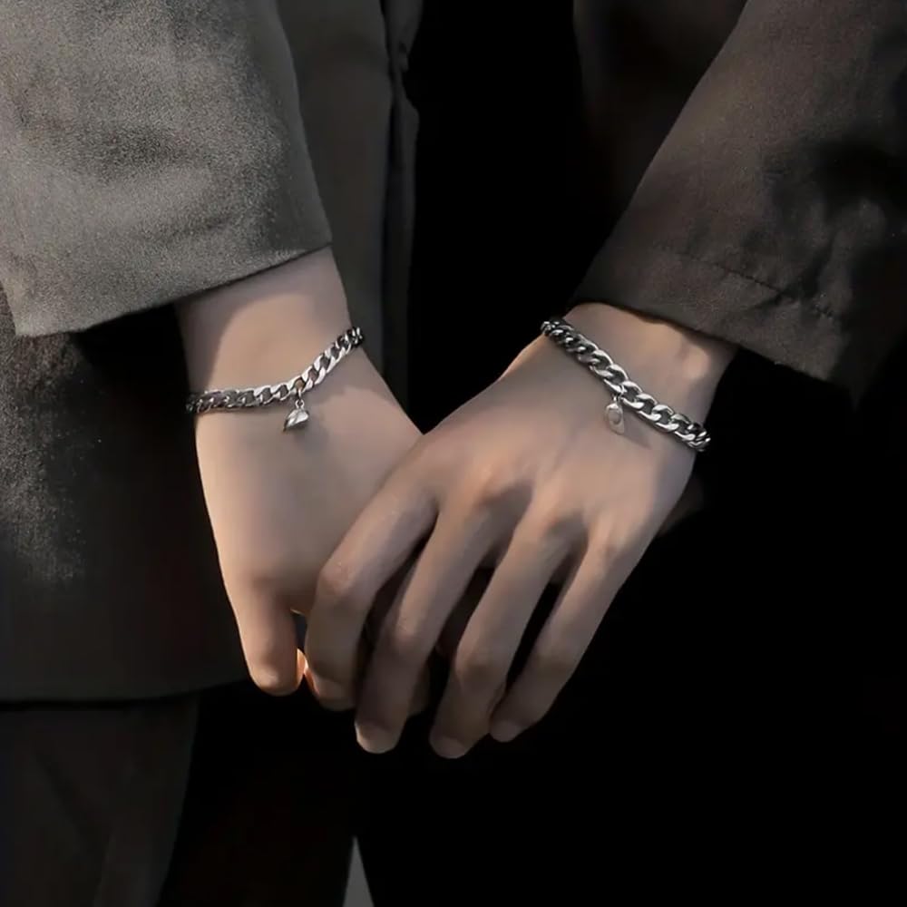 2PCS Matching Heart Bracelets for Couples - Long Distance Relationship Bracelets for Women & Men - Best Friend Gifts - Couple Jewelry Set for Anniversaries, Valentine's Day & Romantic Occasions
